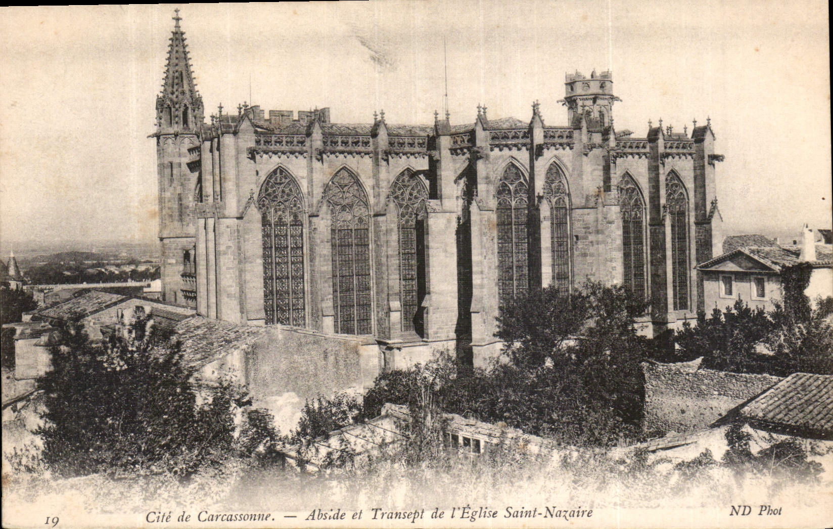 CPA Cite de Carcassonne Abside et Transept de l'eglise Saint Nazaire