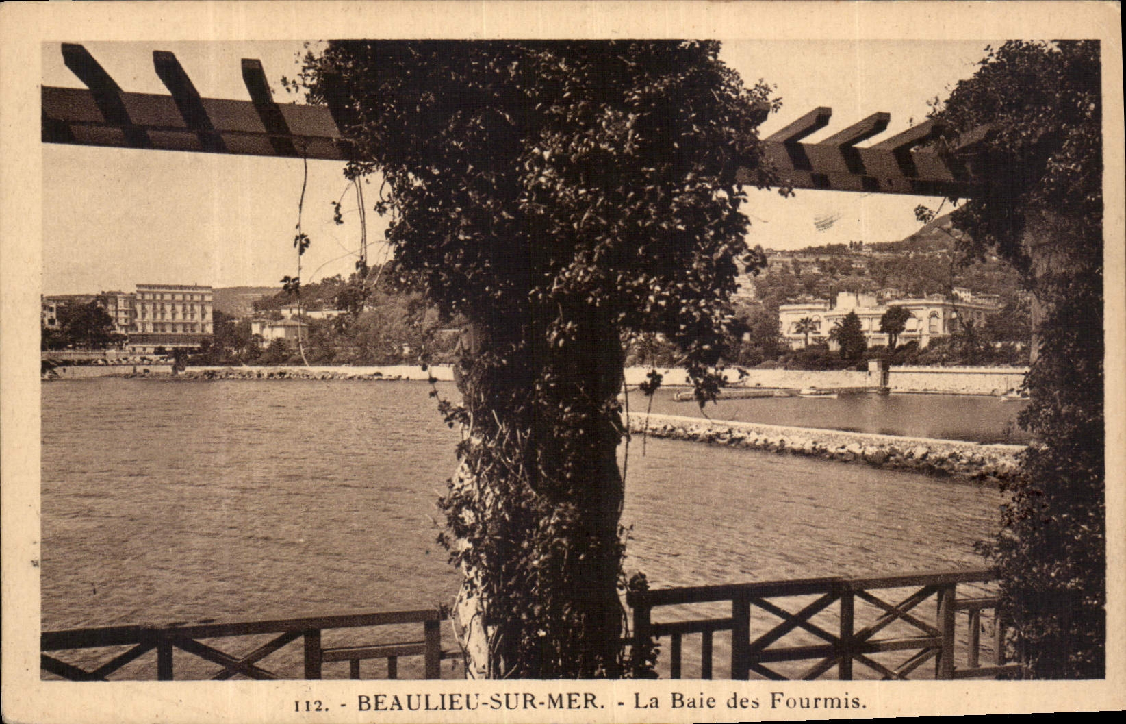 CPA Beaulieu sur mer la Baie des Fourmis 