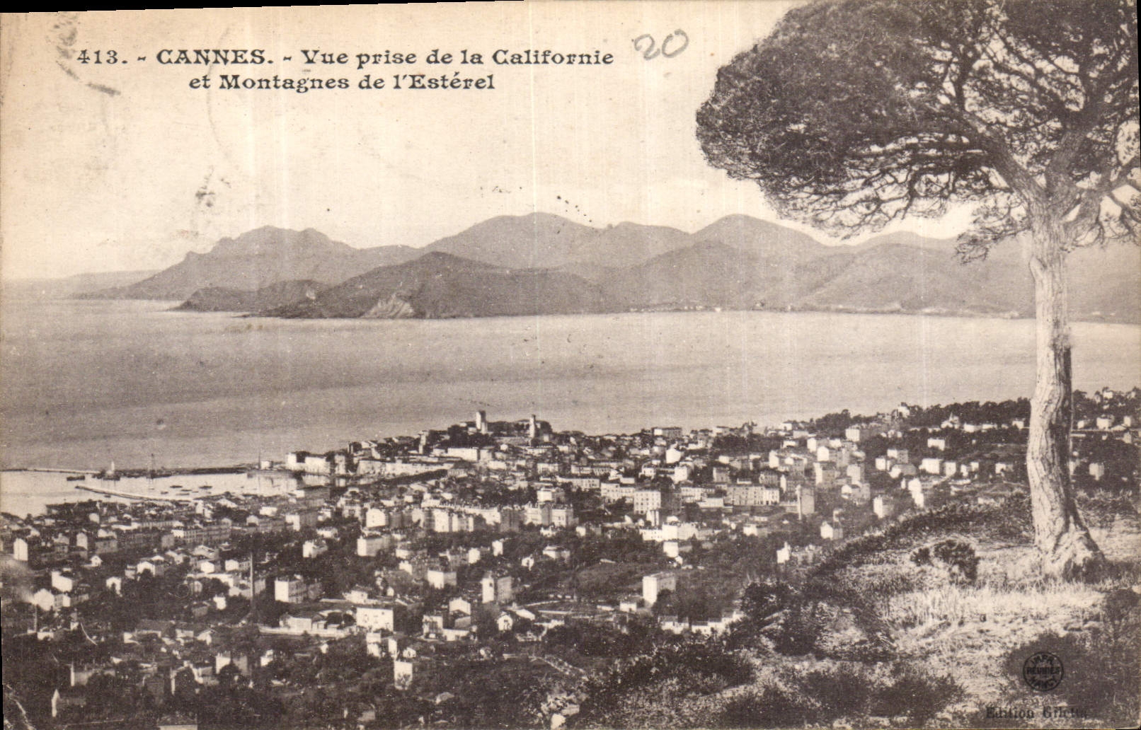 CPA Cannes vue prise de la Californie et Montagnes de l'Esterel 