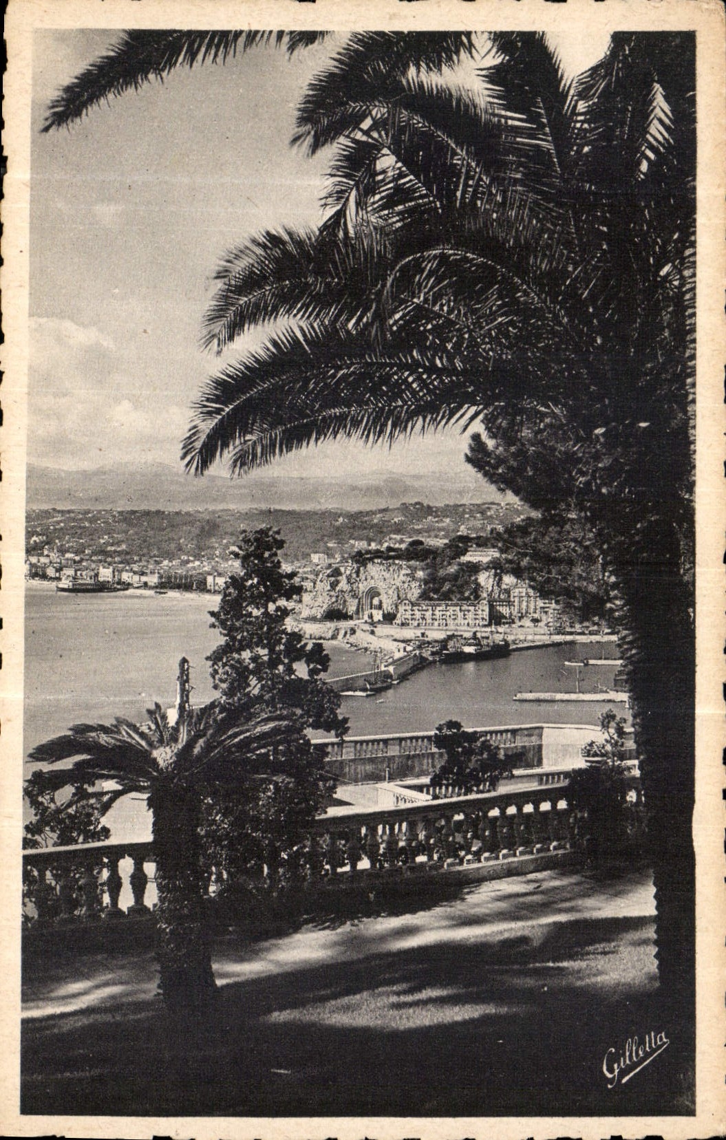 CPA Cote d'Azur Artistique Nice Vue generale