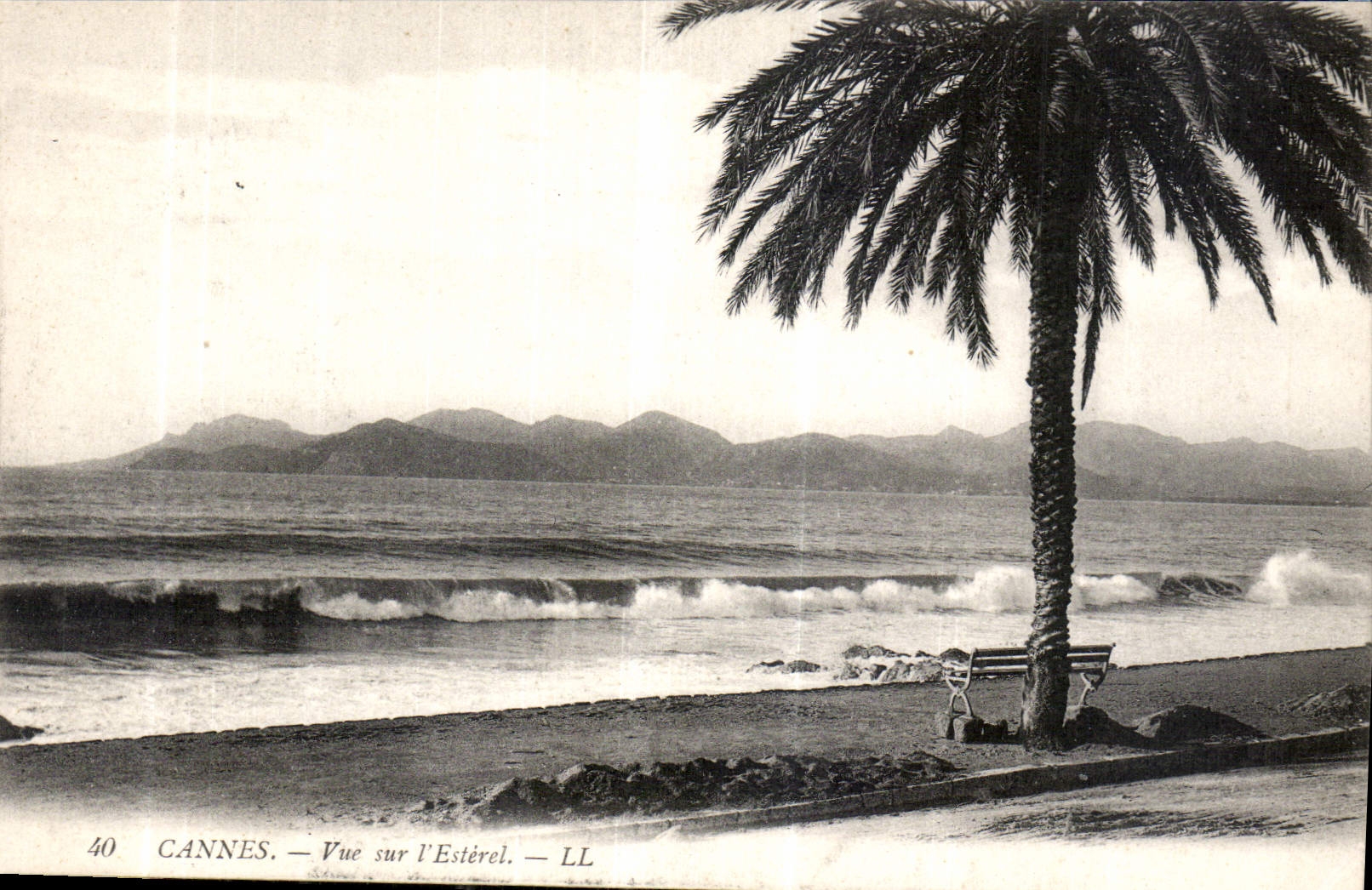 CPA Cannes vue sur l'Esterel 