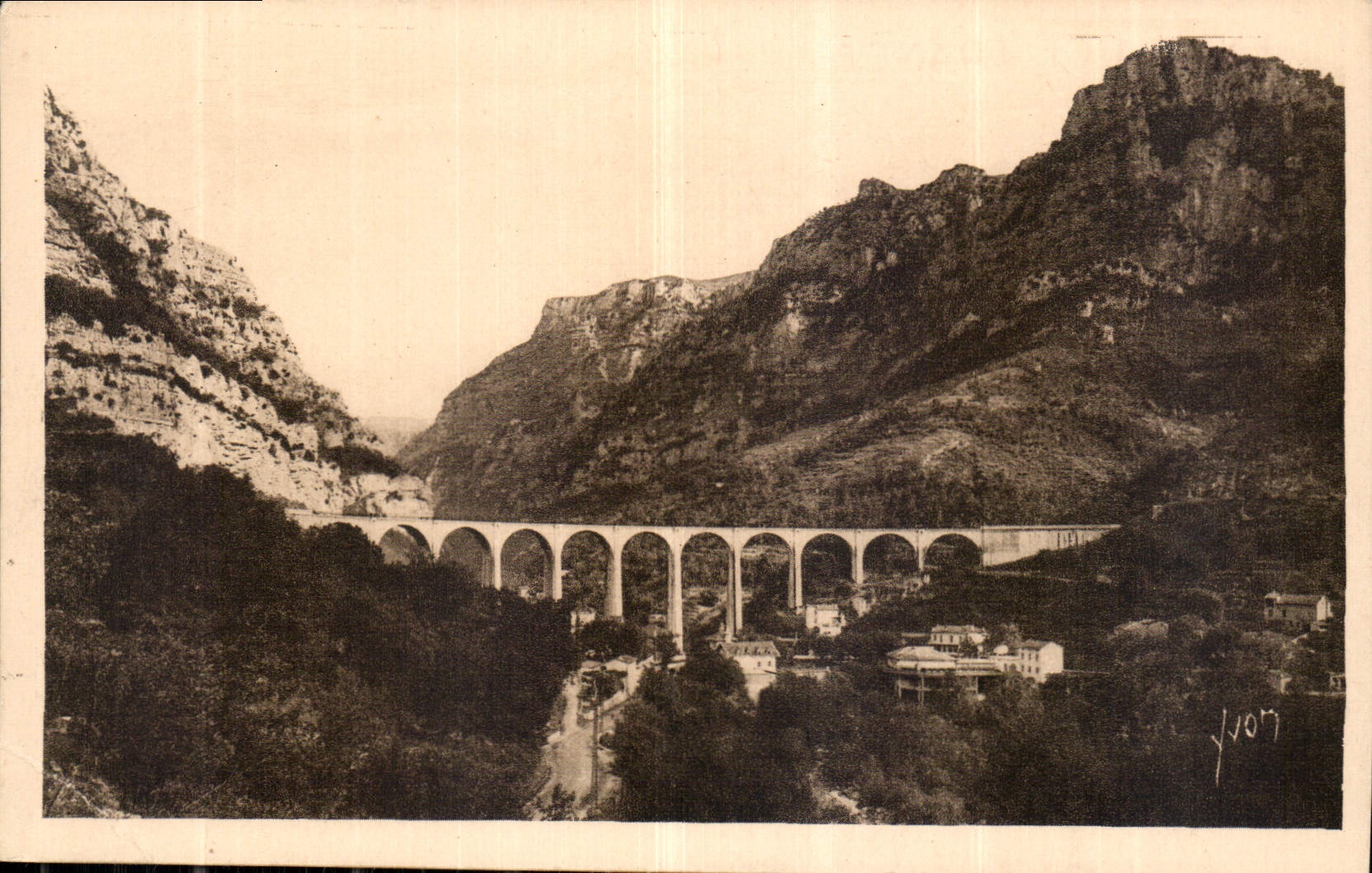 CPA Gorges du Loup A M le Pont du Loup 