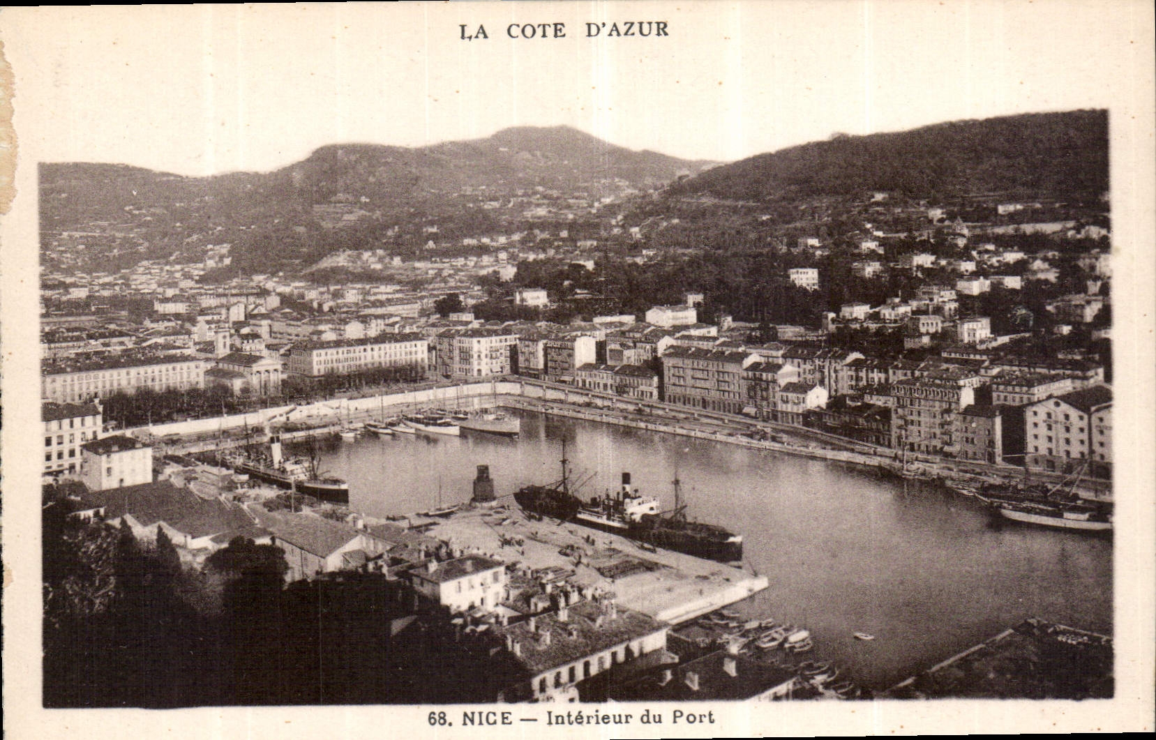 CPA La Cote d'Azur Nice Interieur du Port 