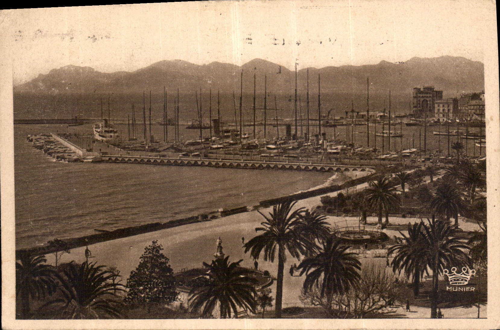 CPA Cannes Vue prise de Super Cannes 