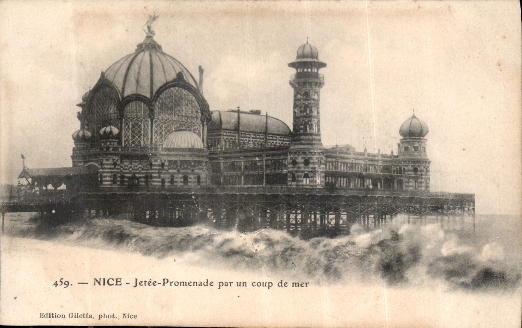 CPA Nice Jetee Promenade Par un Coup de Mer 