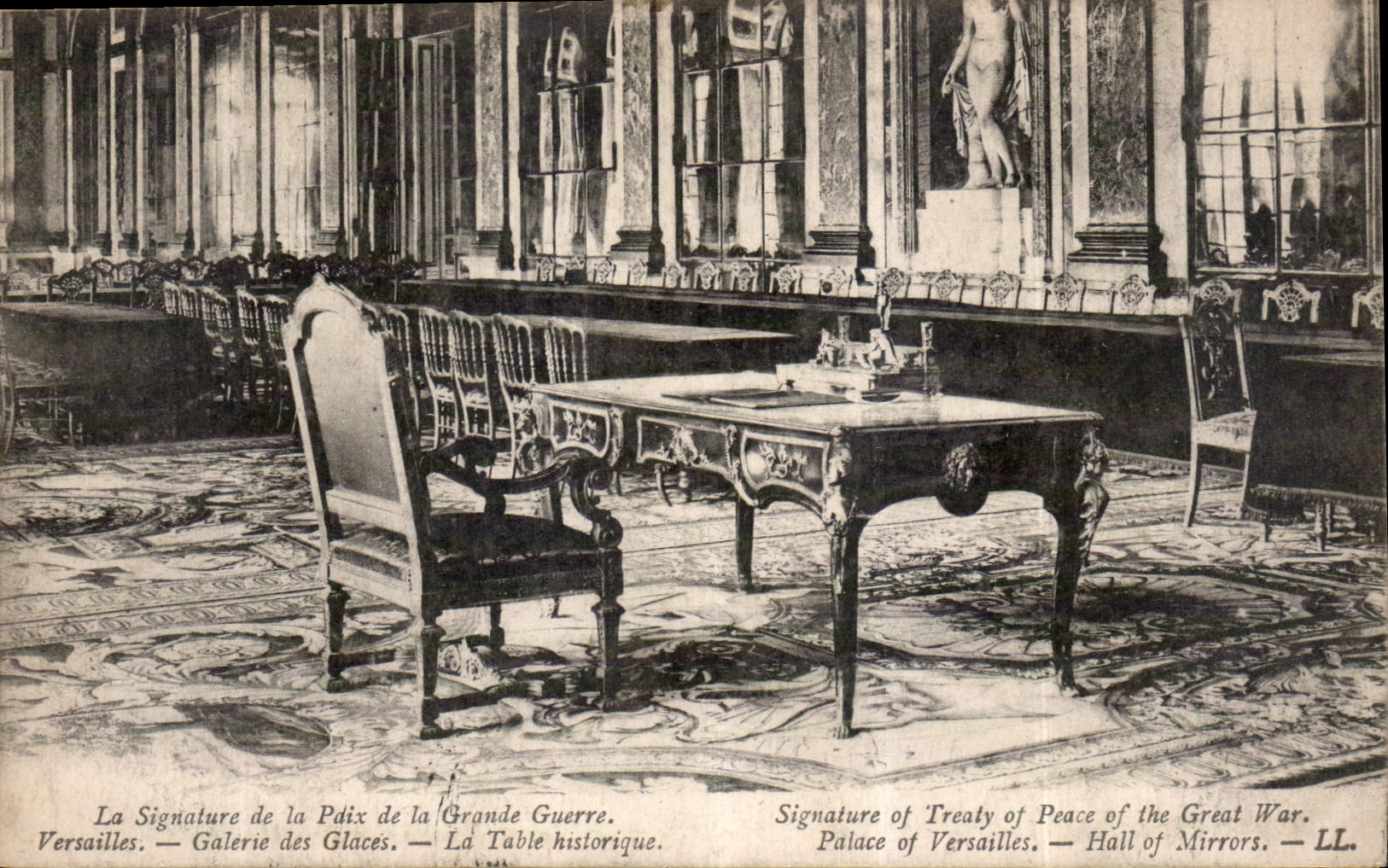 CPA La Signature de la Paix de la Grande Guerre Versailles Galerie des Glaces la Table Historique 