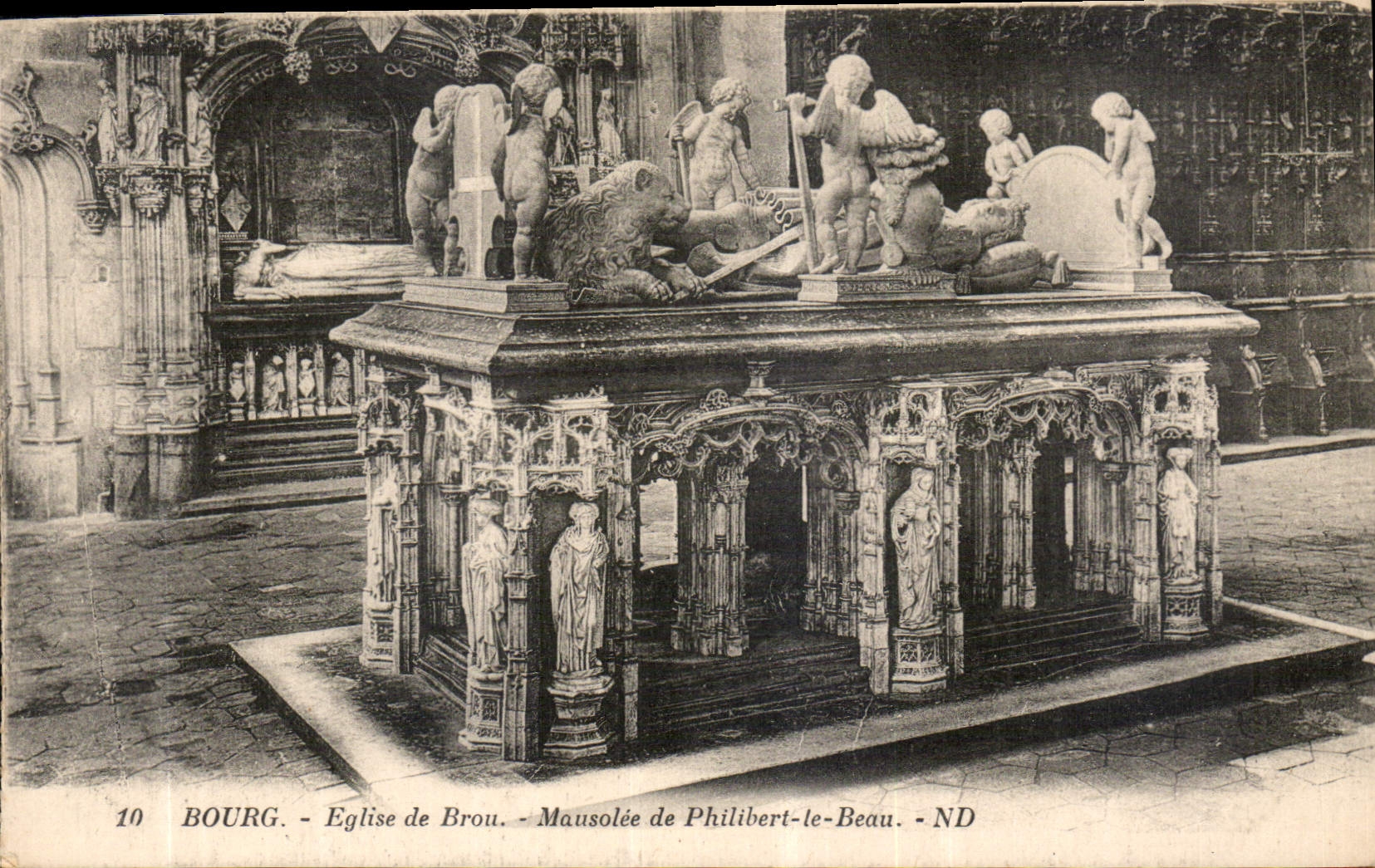 CPA Bourg Eglise de Brou Mausolee de Philibert le Beau 