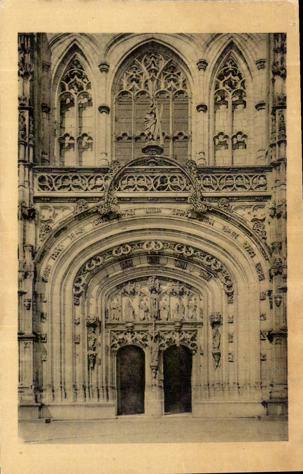 CPA Eglise de Brou Portail occidental