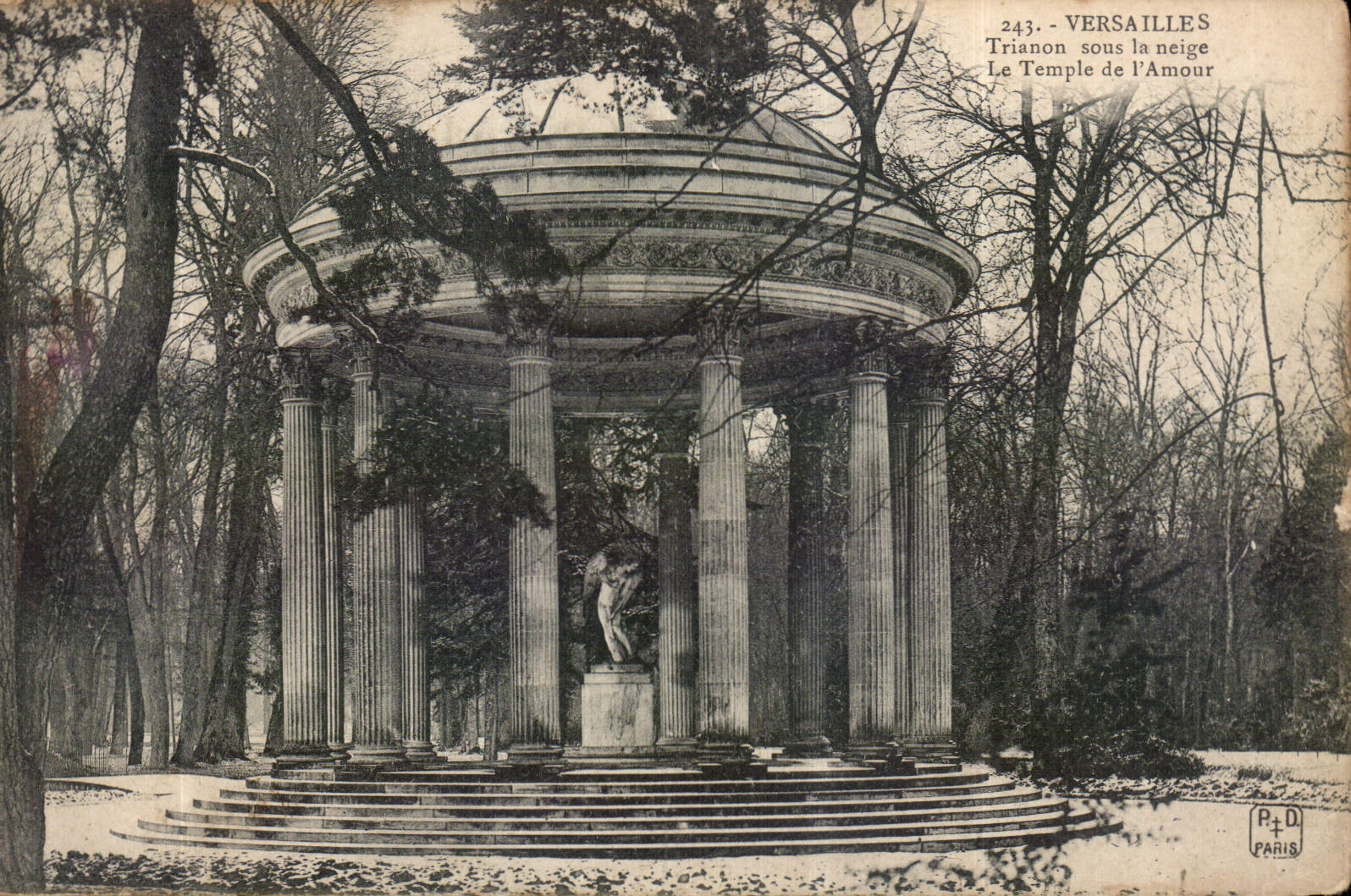 CPA Versailles Trianon sous la neige le Temple de l'Amour 