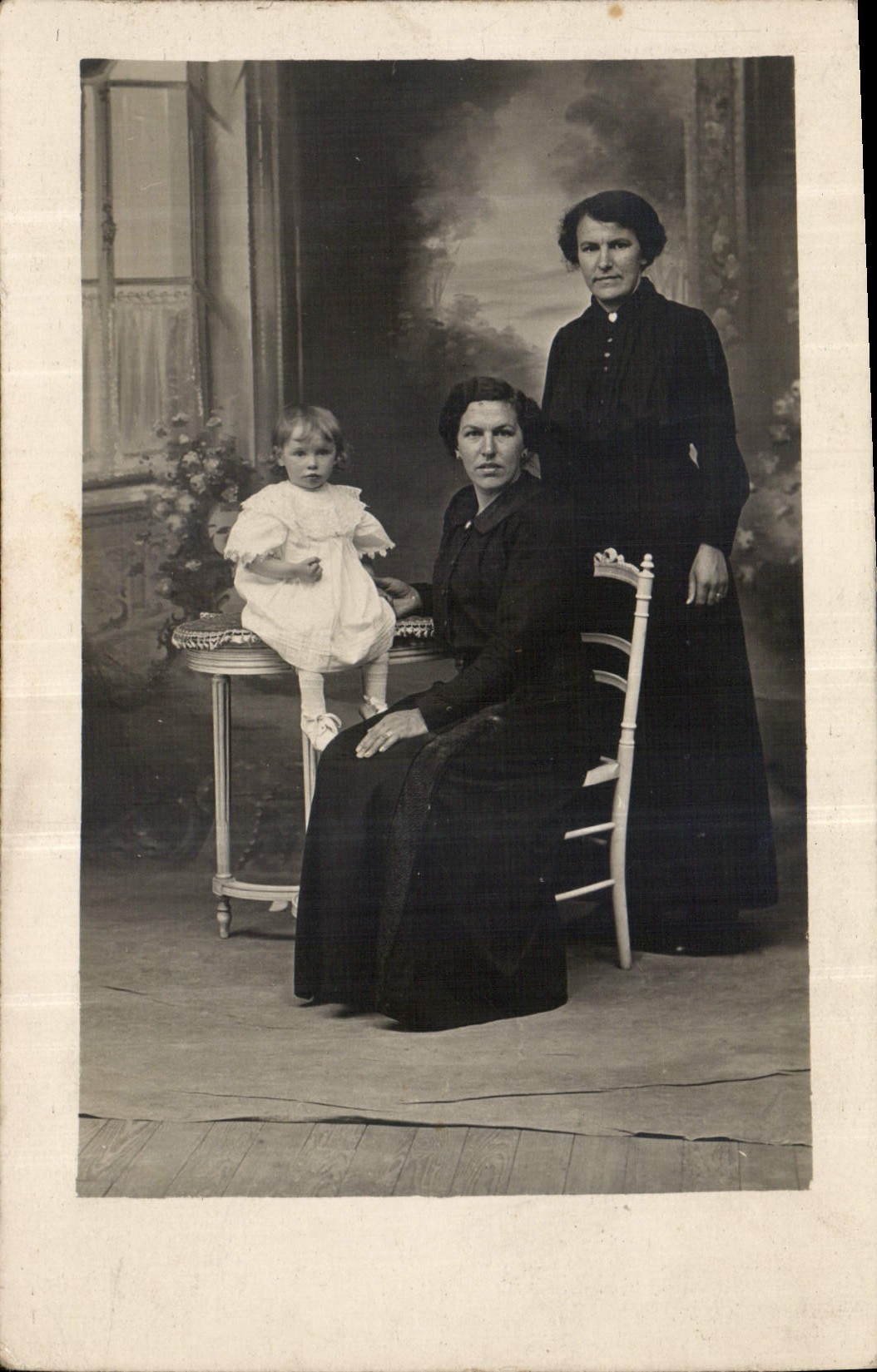 CARTE PHOTO Femmes Enfant