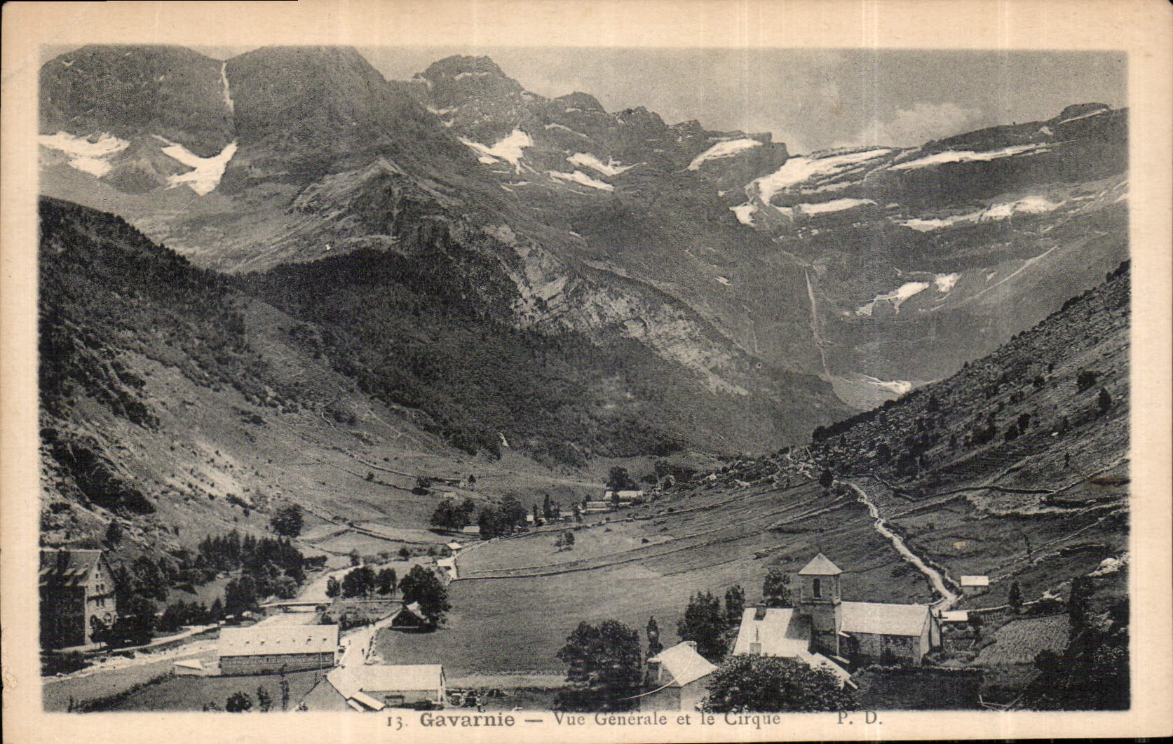 CPA Gavarnie vue generale et le cirque 