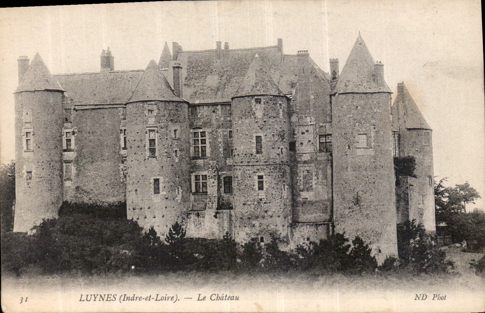 CPA Luynes Indre et Loire le chateau 