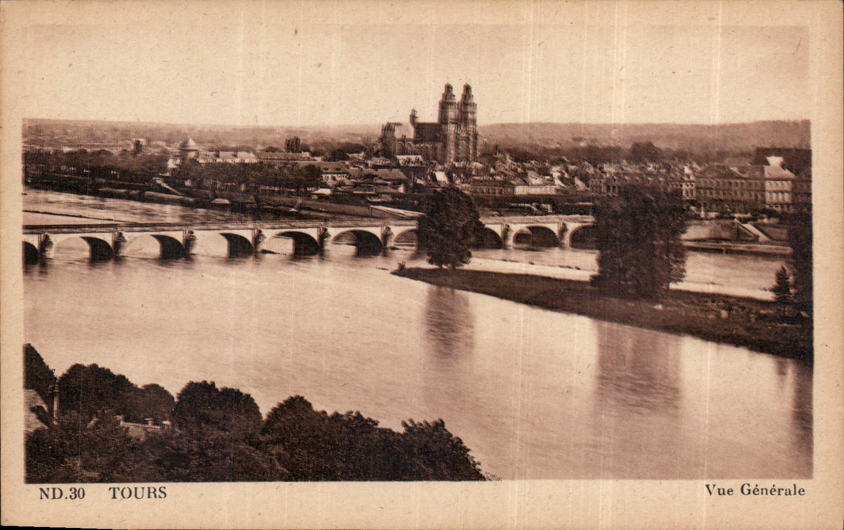 CPA Tours vue generale 