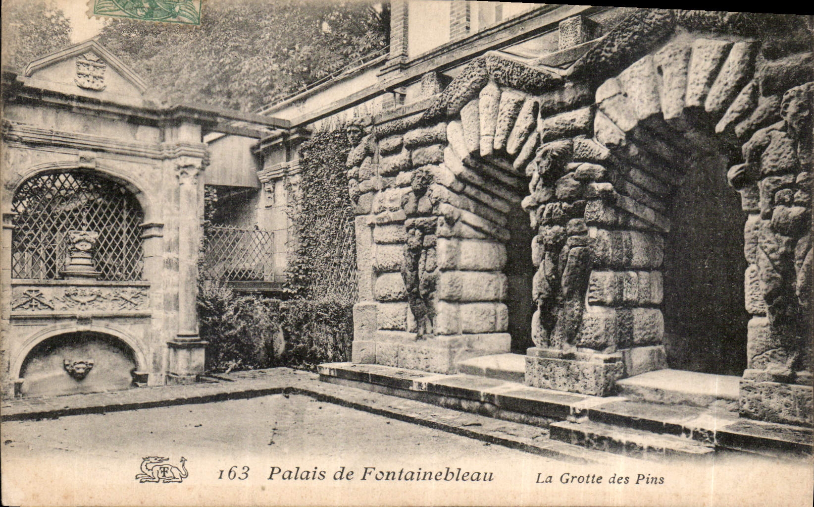 CPA Palais de Fontainebleau La Grotte des Pins 