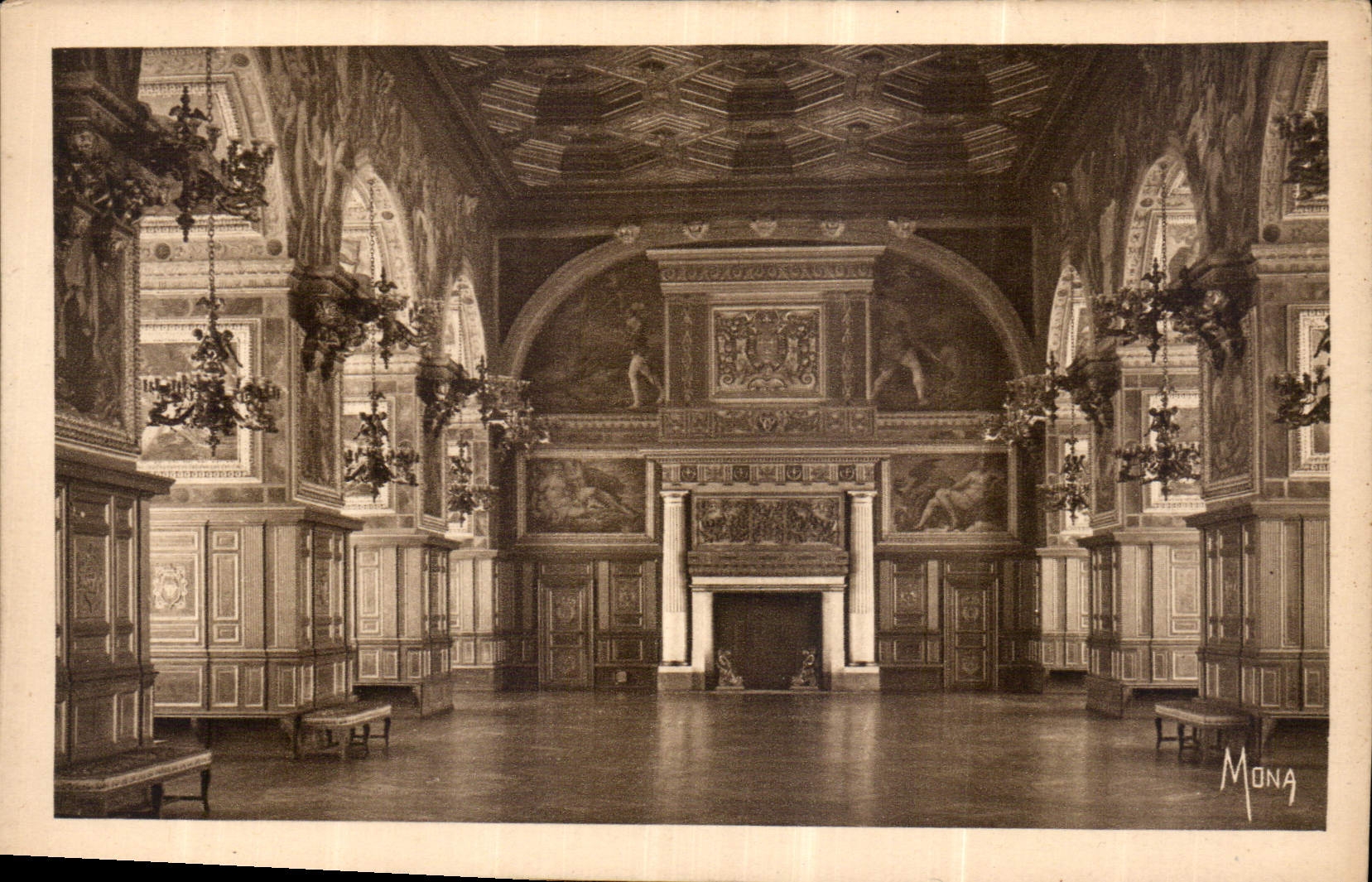 CPA Les Petits Tableaux de L'Ile de France Palais de Fontainebleau La galerie Henri II ou Salle de B