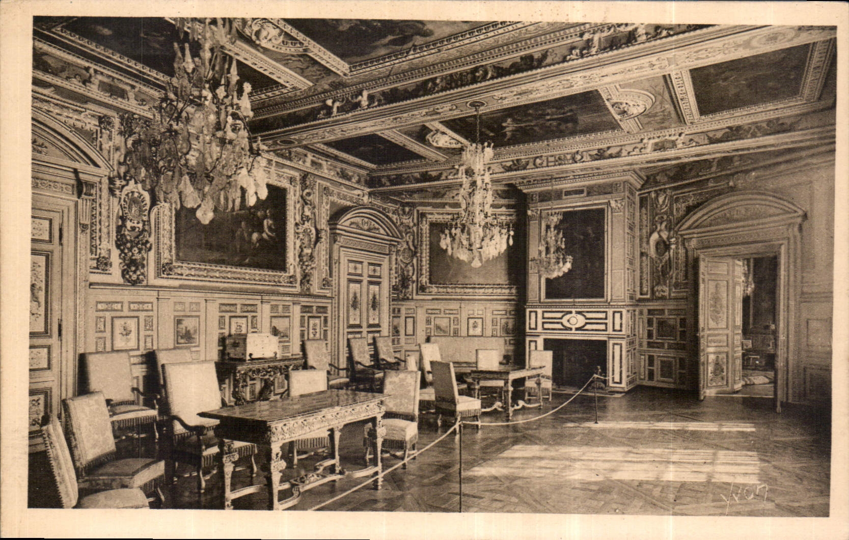 CPA La Douce France Palais de Fontainebleau S e M Salon Louis XIII 