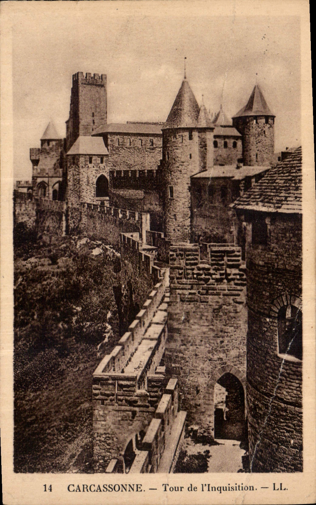 CPA Carcassonne Tour de l'Inquisition 