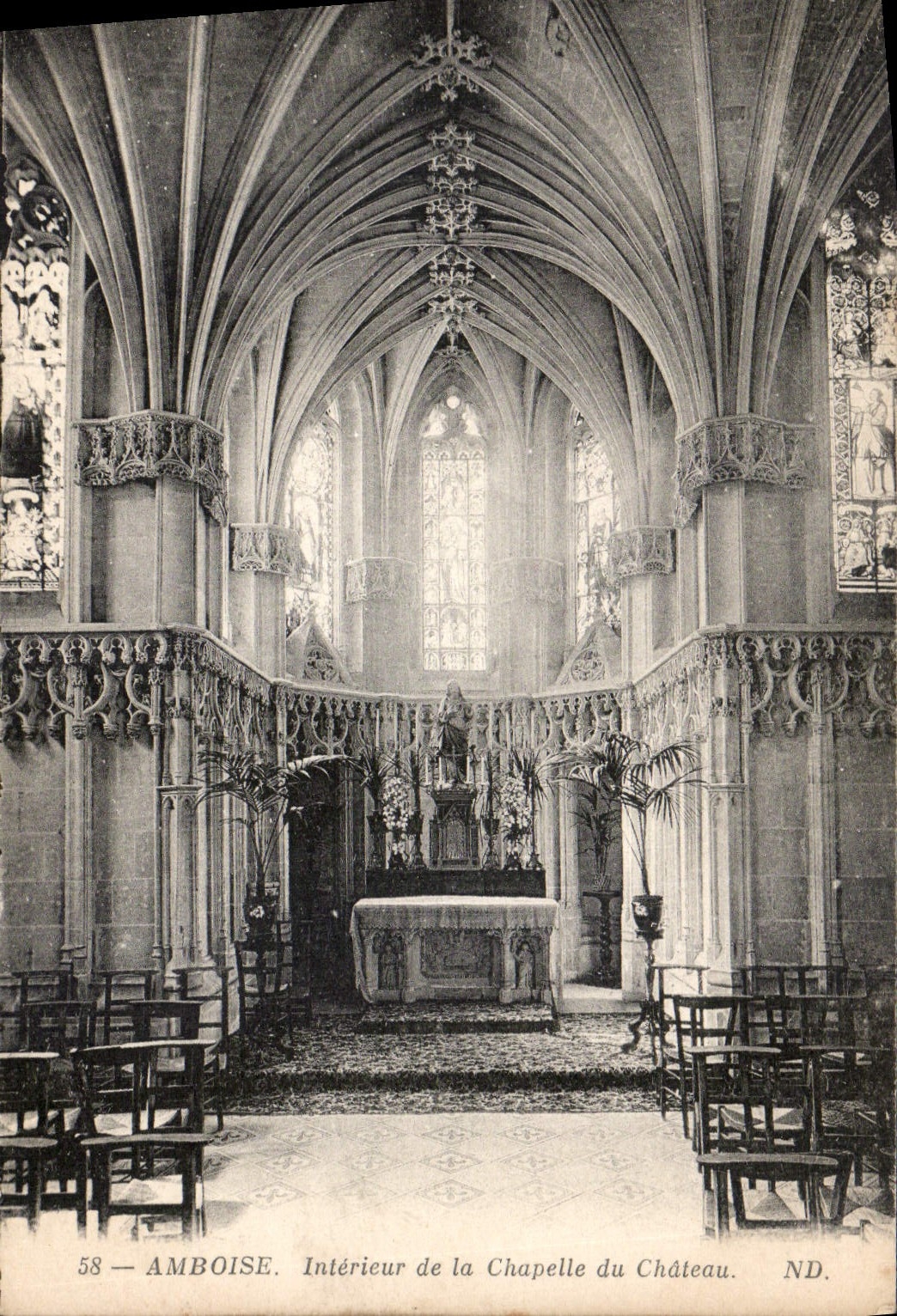 CPA Amboise Interieur de la Chapelle du Chateau 