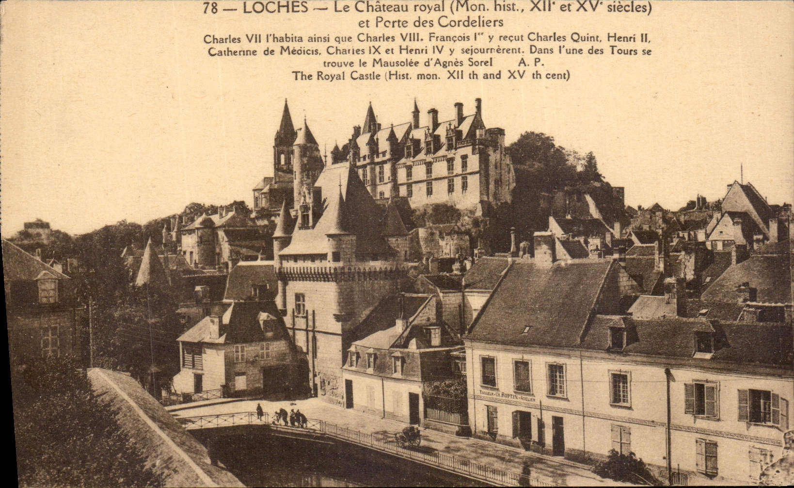 CPA Loches Le Chateau Royal Mon hist et Porte des Cordeliers