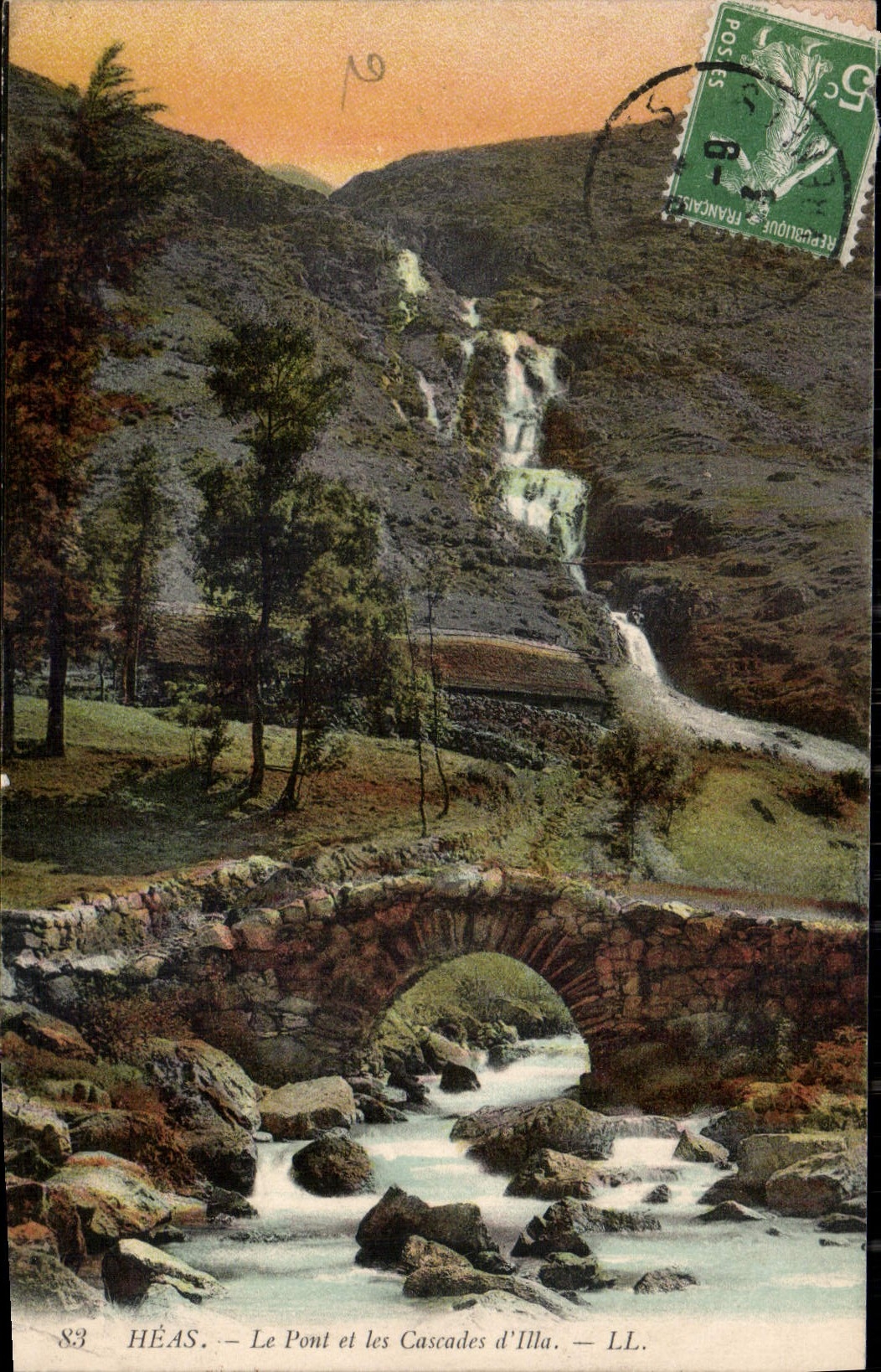CPA Heas Le Pont et les Cascades d'Ille