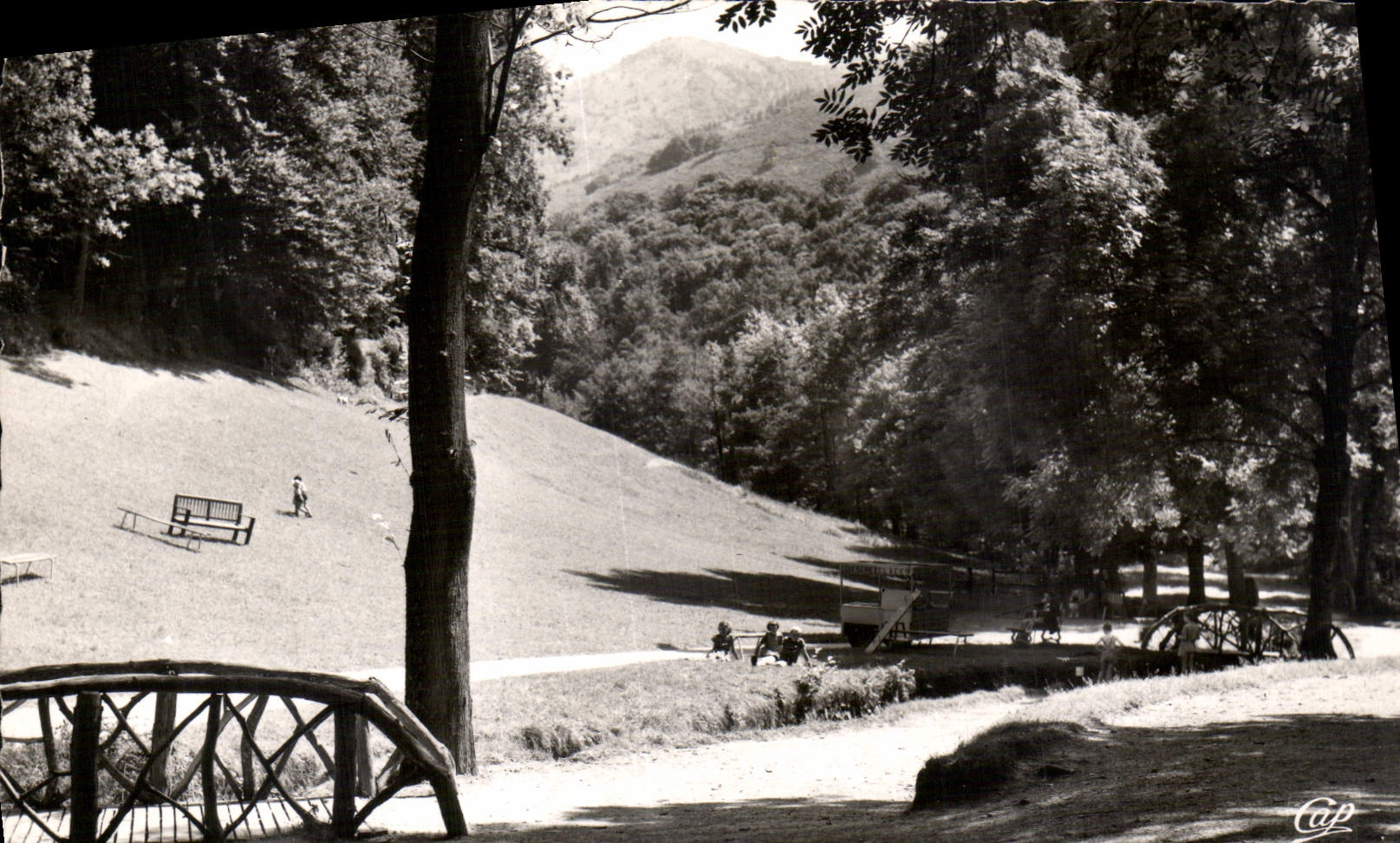 CPA Bagneres de Bigorre Le Vallon du Salut 