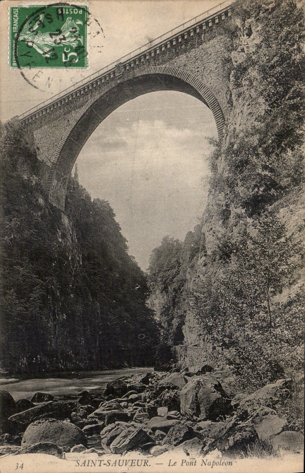 CPA Saint Sauveur Le Pont Napoleon 