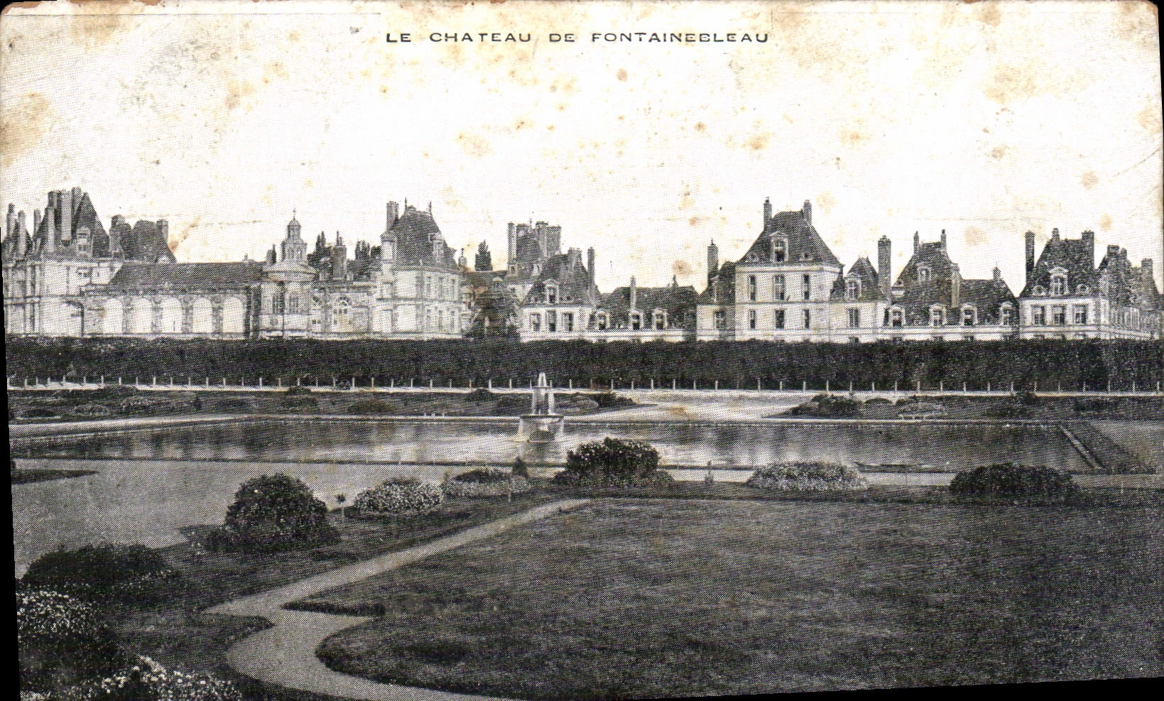 CPA Le Chateau de Fontainebleau 