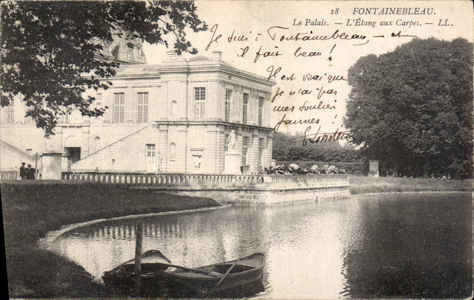 CPA Fontainebleau Le palais L'Etang aux Carpes 