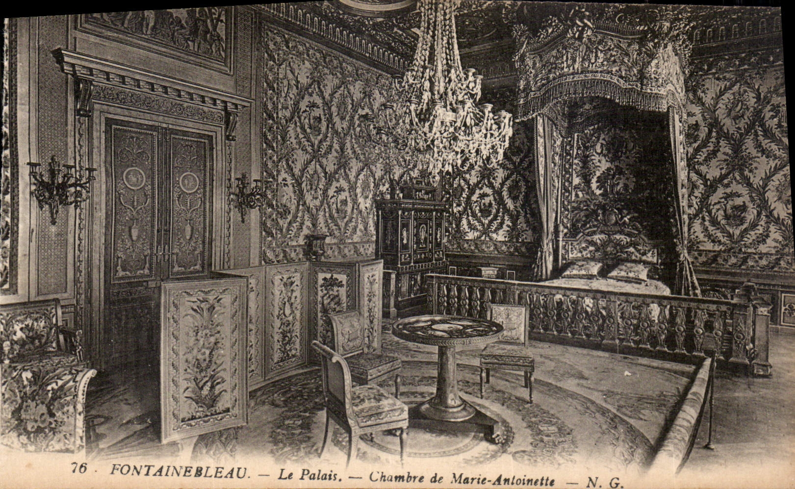CPA Fontainebleau Le Palais Chambre de Marie Antoinette 