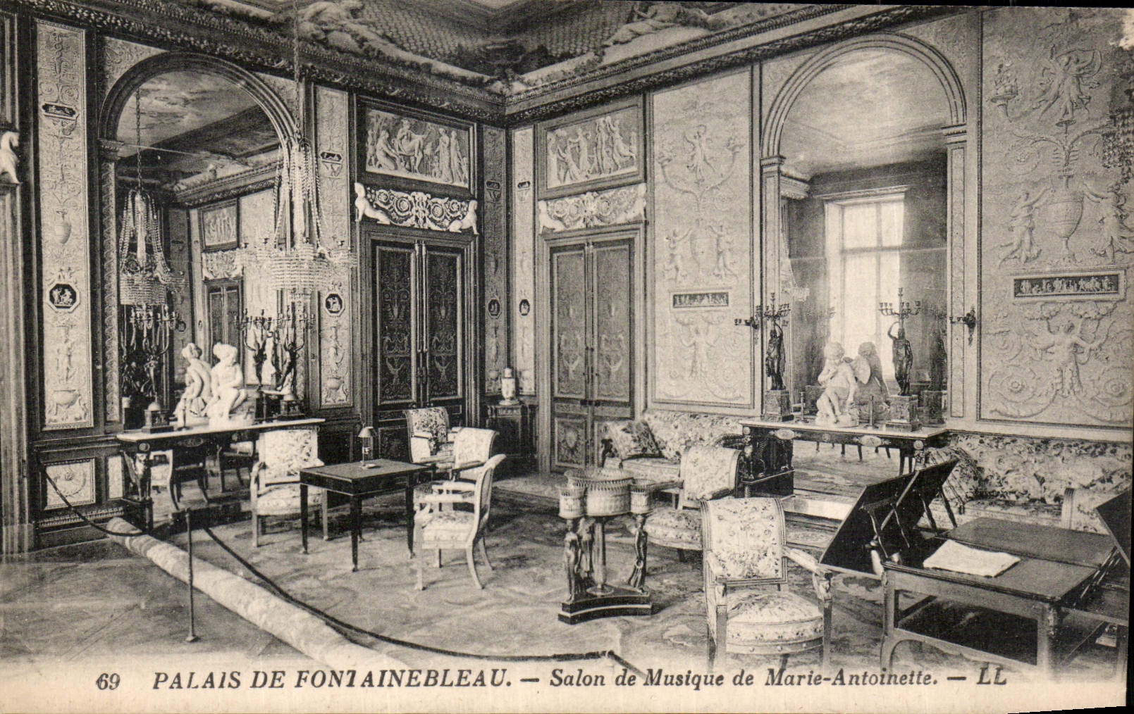 CPA Palais de Fontainebleau Salon de Musique de Marie Antoinette 