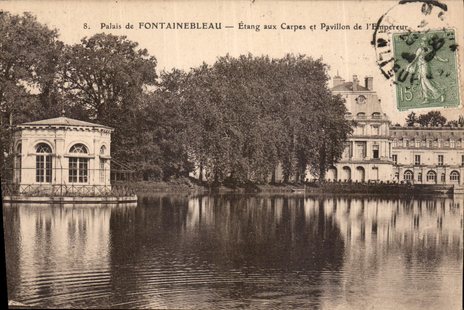 CPA Palais de Fontainebleau Etang aux Carpes et Pavillon de l'Empereur 