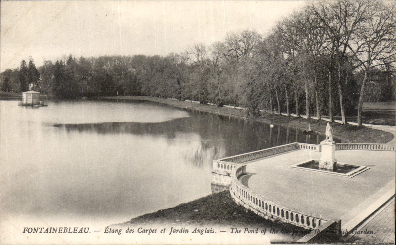 CPA Fontainebleau Etang des Carpes et Jardin Anglais 