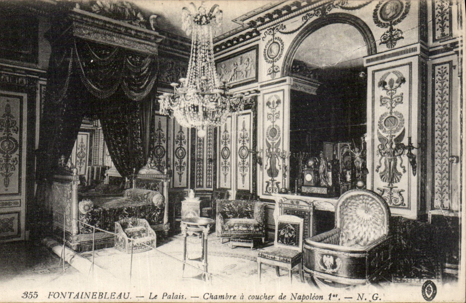 CPA Fontainebleau Le Palais Chambre a coucher de Napoleon I 