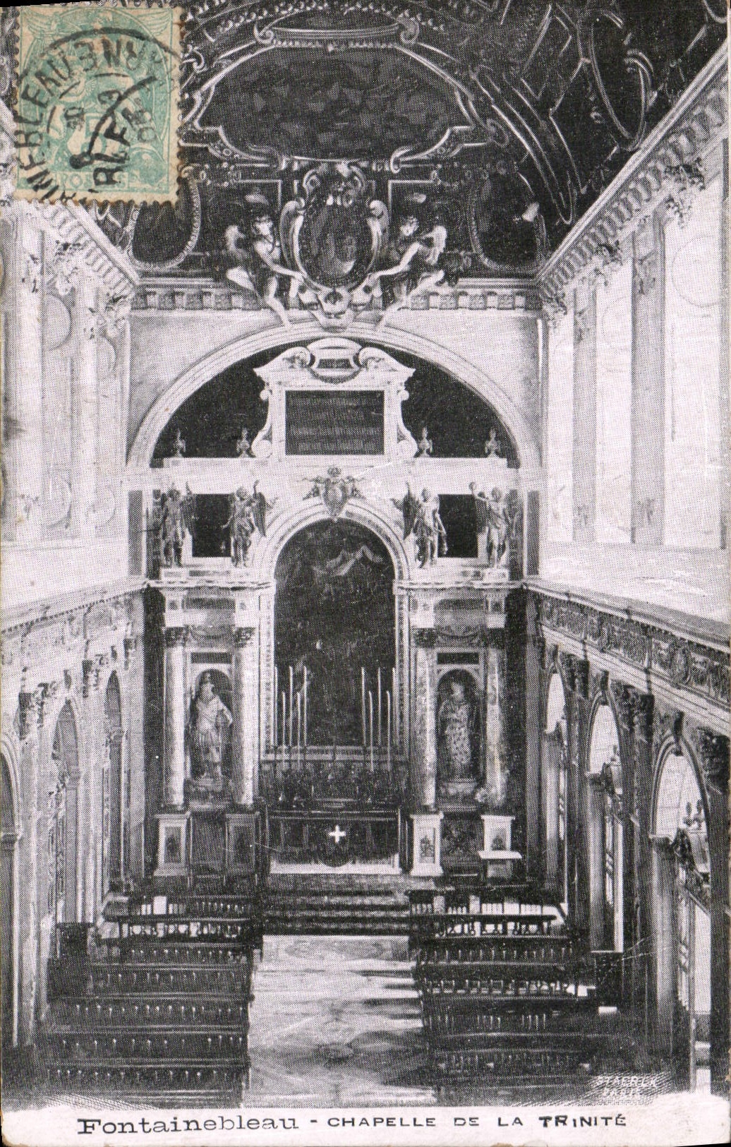 CPA Fontainebleau Chapelle de la Trinite 