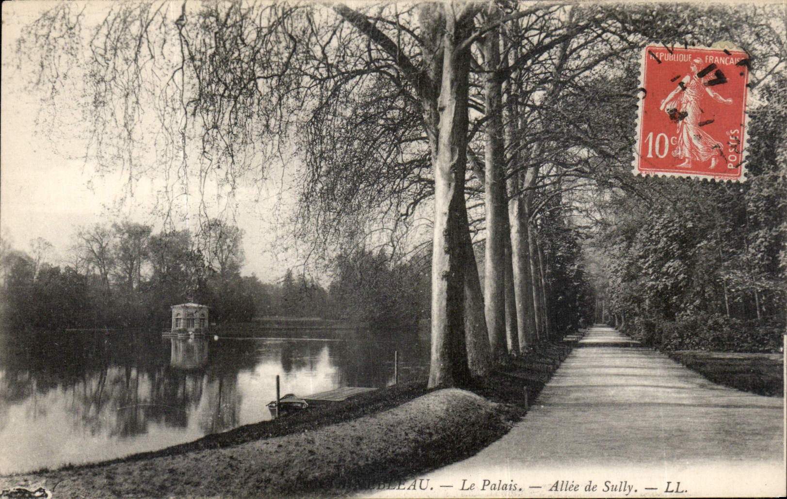 CPA Fontainebleau Le Palais Allee de Sully 