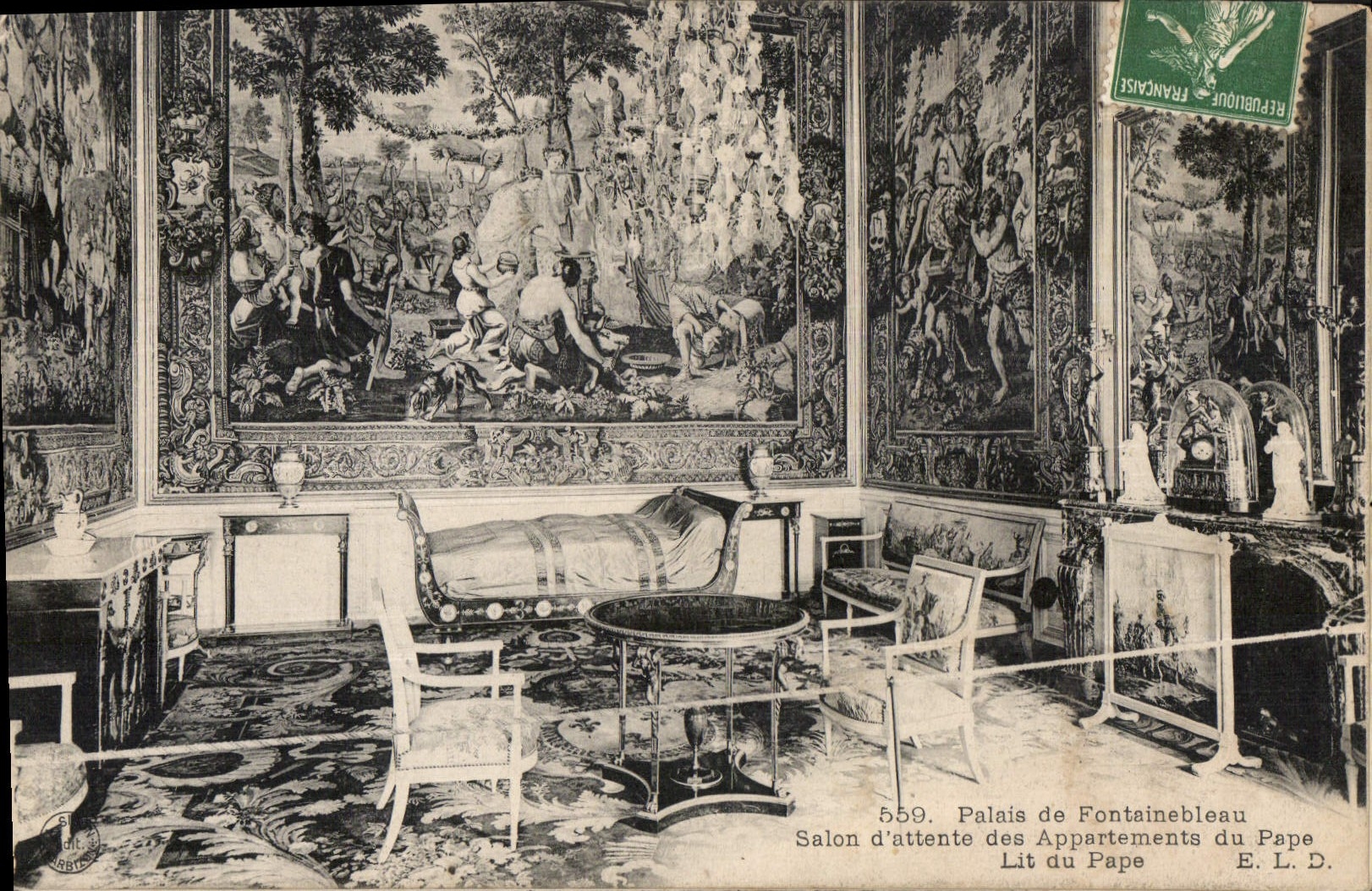 CPA Palais de Fontainebleau Salon d'Attente des Appartements du Pape Lit du Pape 