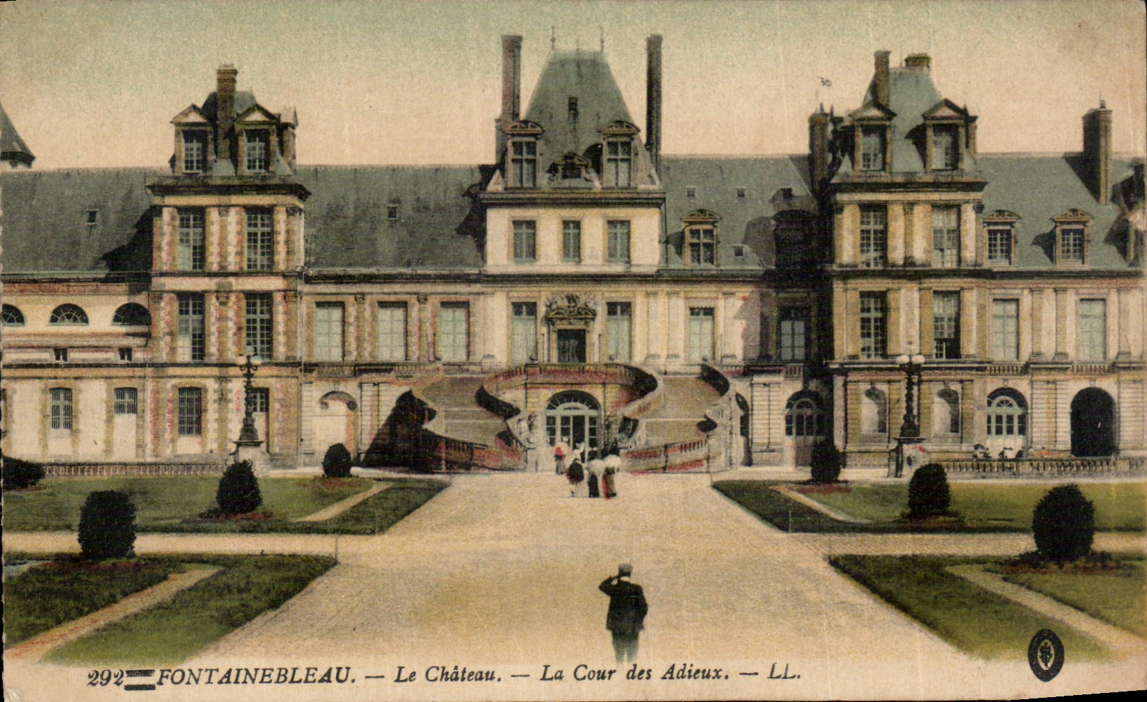 CPA Fontainebleau Le Chateau La Cour des Adieux 