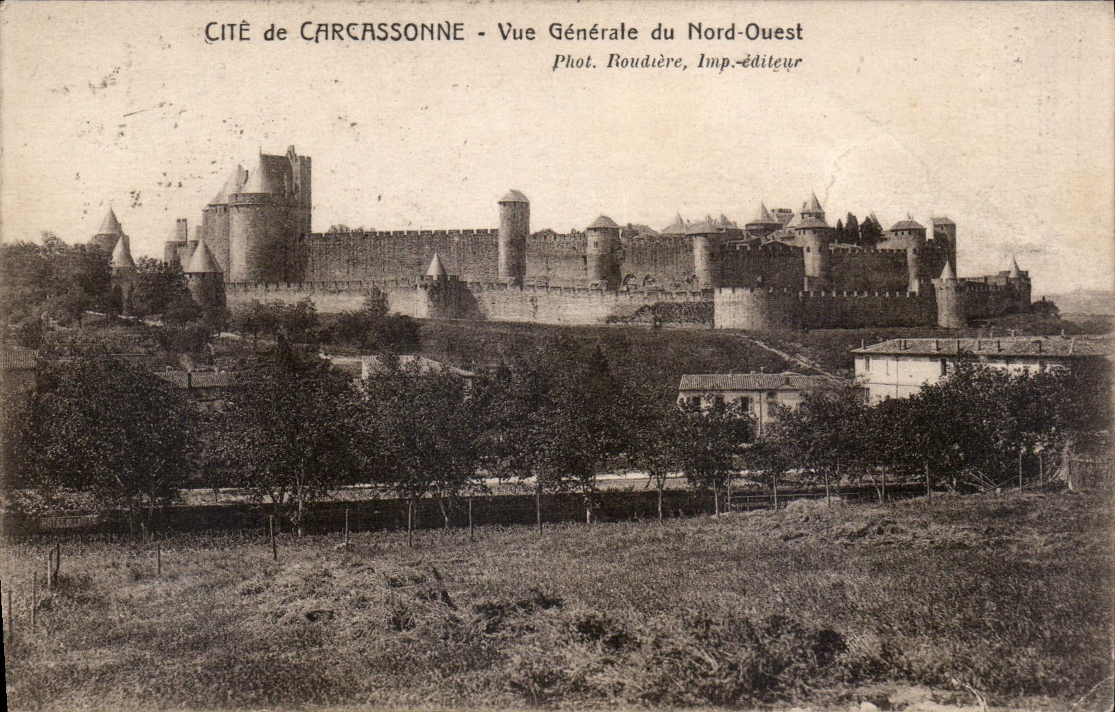 CPA Cite de Carcassonne Vue generale du Nord Ouest 