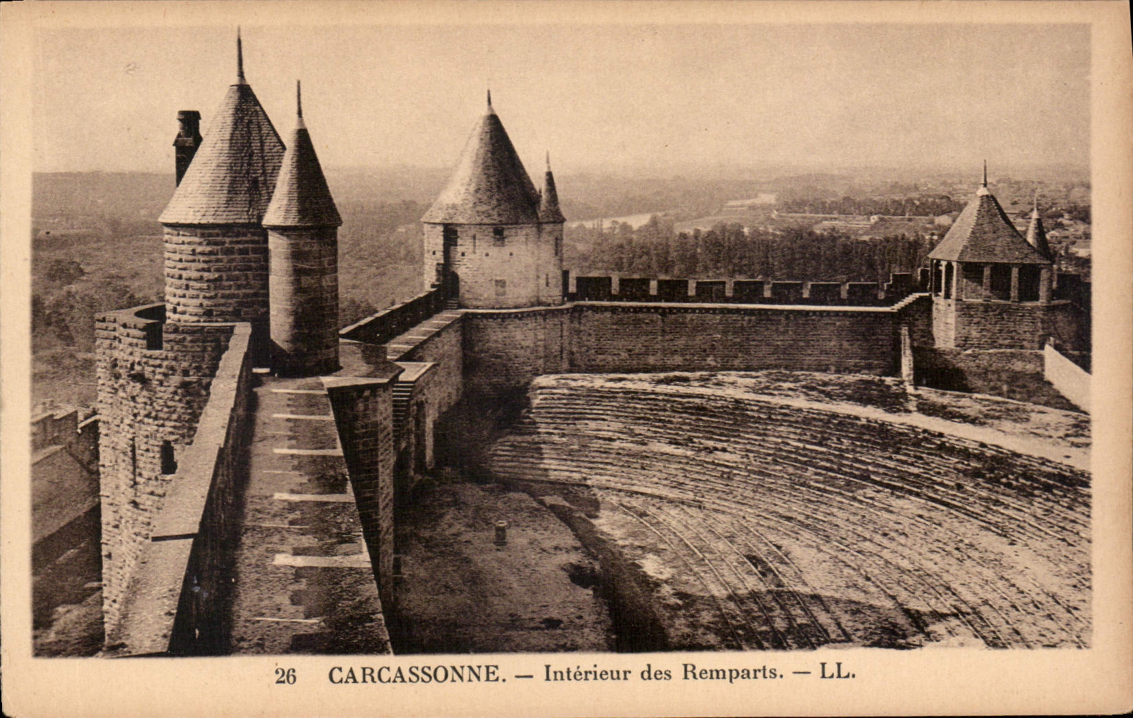 CPA Carcassonne Interieur des Remparts 
