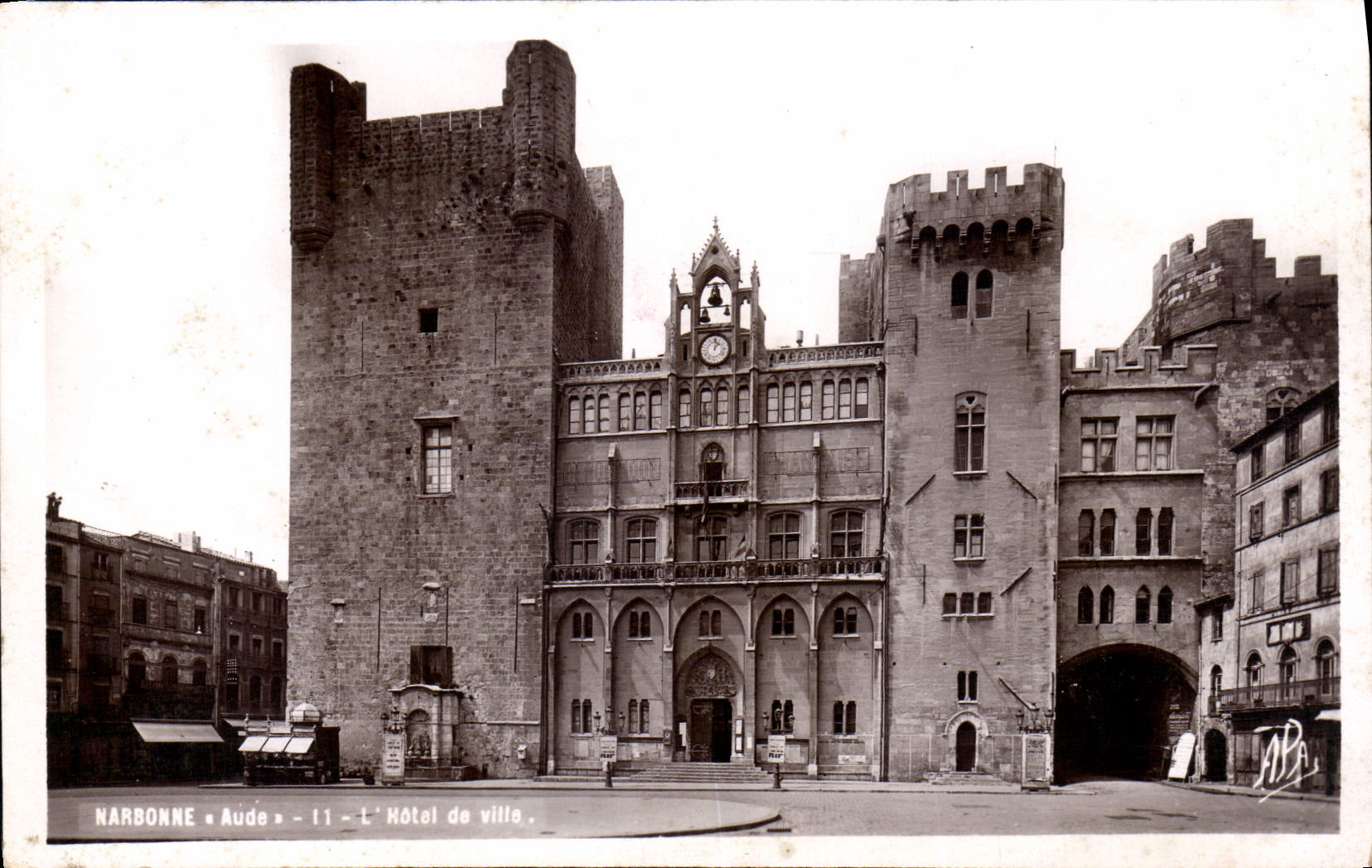 CPA Narbonne Aude l'Hotel de Ville 