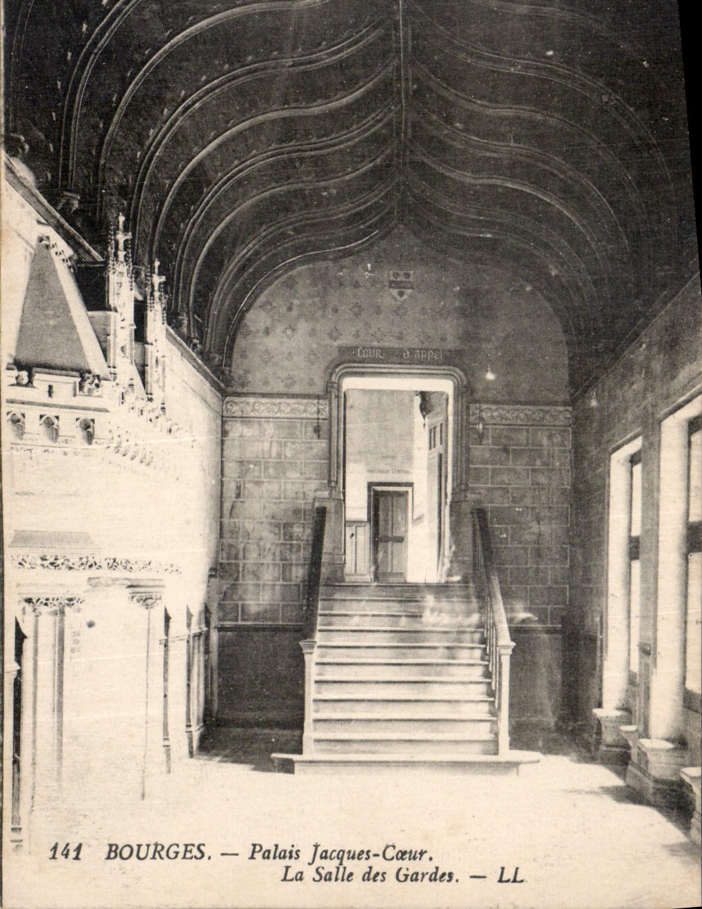 CPA Bourges Palais Jacques Coeur la salle des grades
