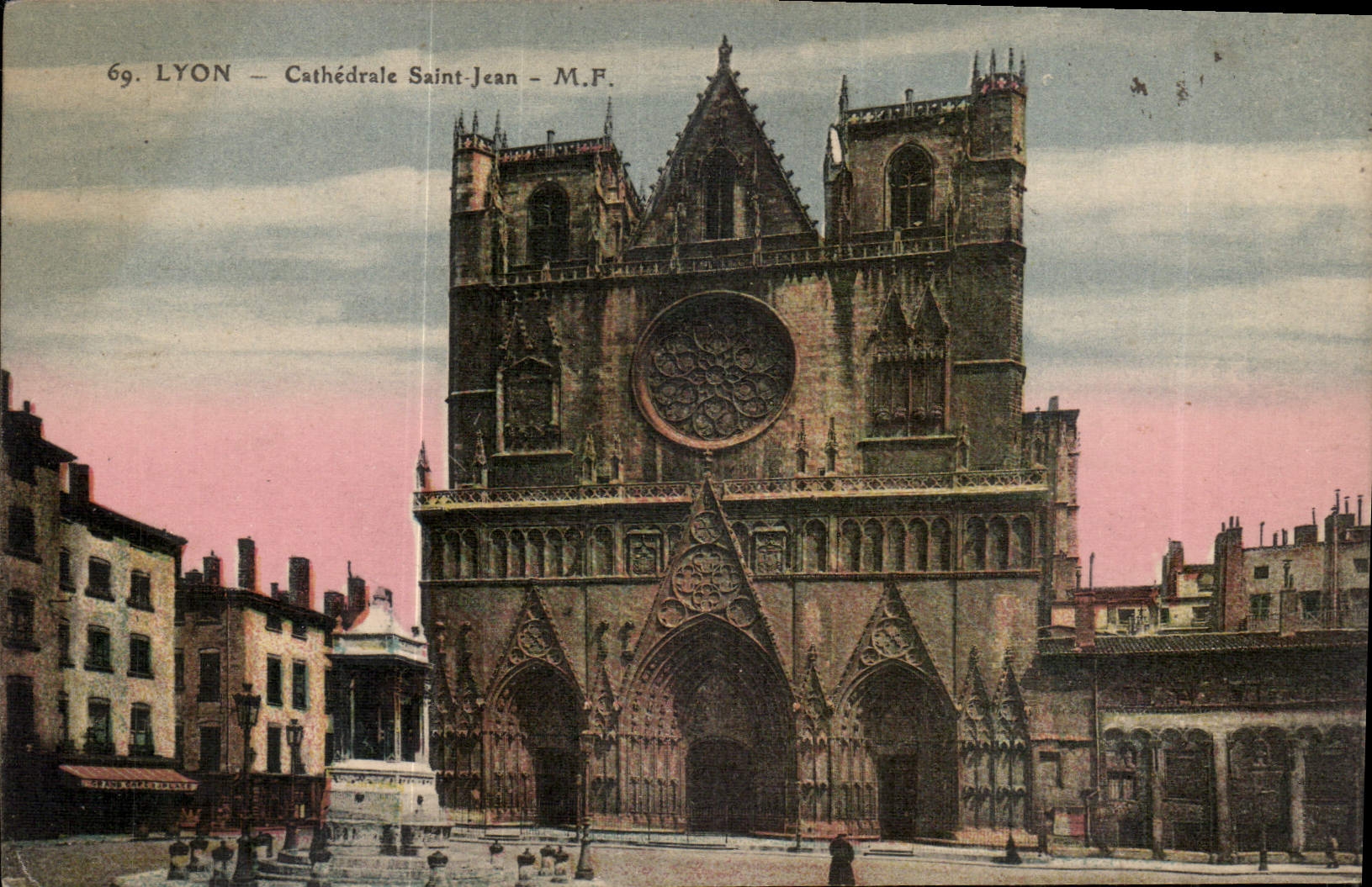 CPA Lyon Cathedrale Saint Jean 