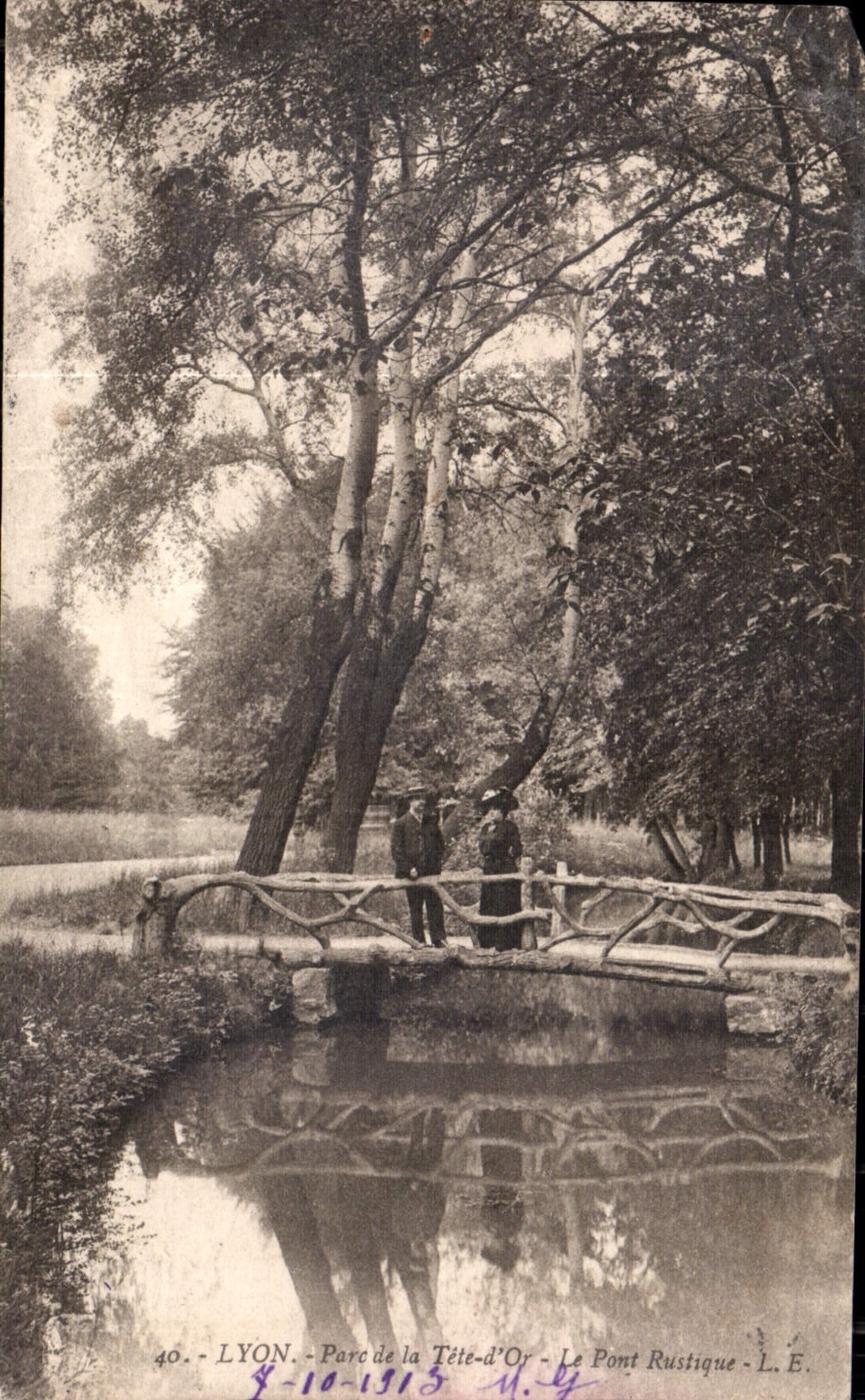 CPA Lyon Parc de la Tete d'Or le Pont Rustique 