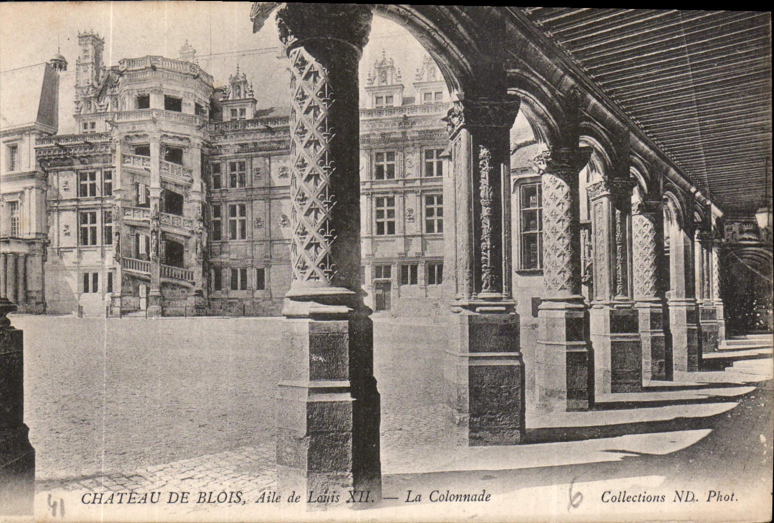CPA Chateau de Blois Aile de Louis XII la Colonnade 