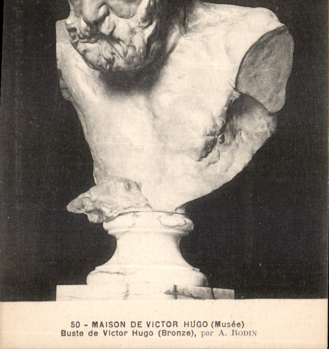 CPA Maison de Victor Hugo Musee Buste de Victor Hugo Bronze Par A Rodin 