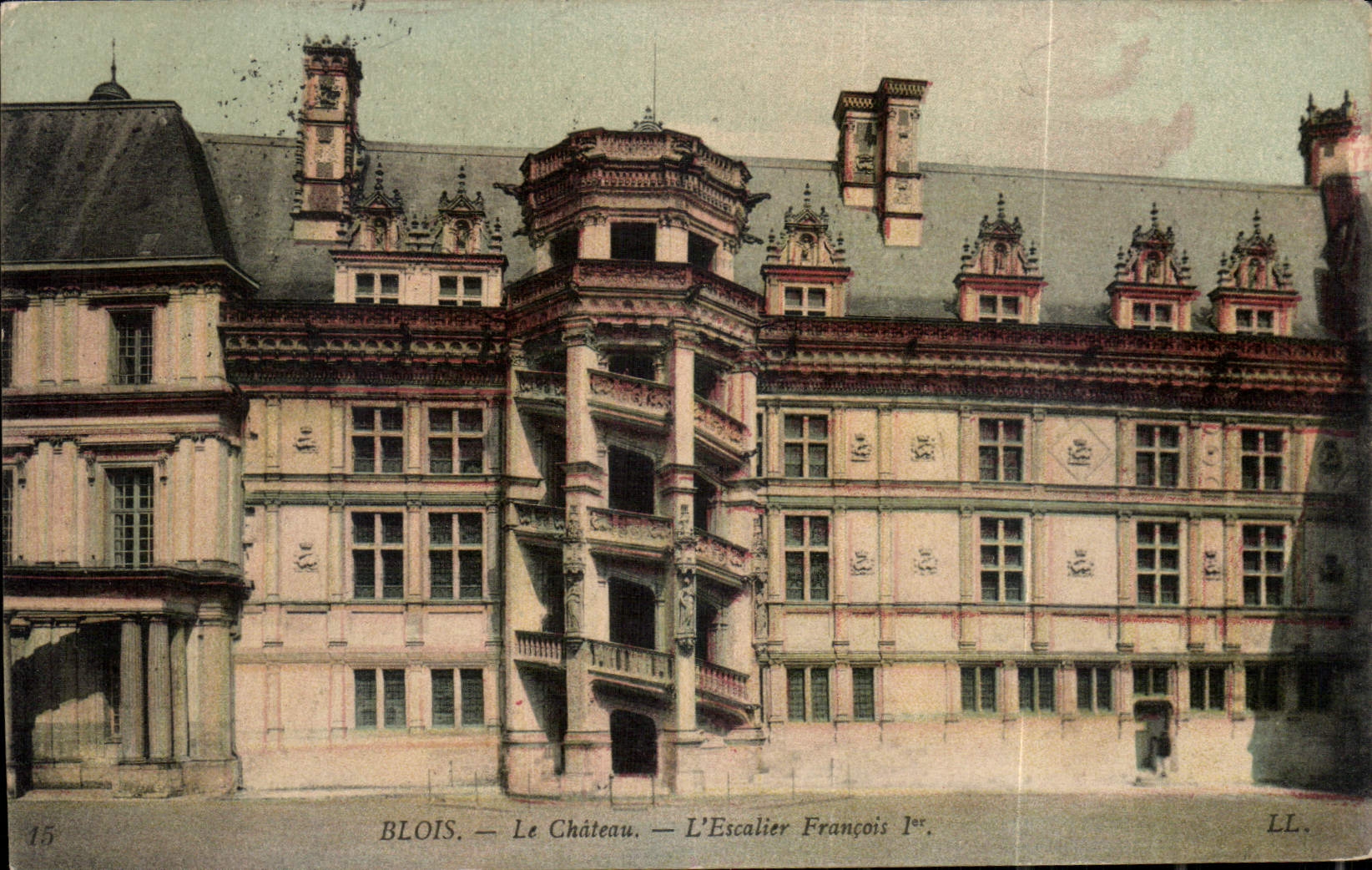 CPA Blois le Chateau l'Escalier Francois 1er 