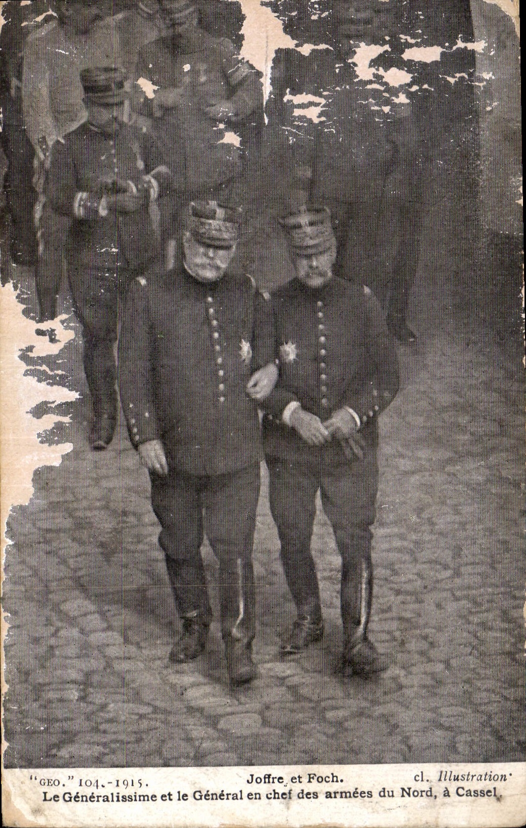 CPA Joffre et Foch le Generalissime et le Generale en Cher des armees du Nord a Cassel Militaria