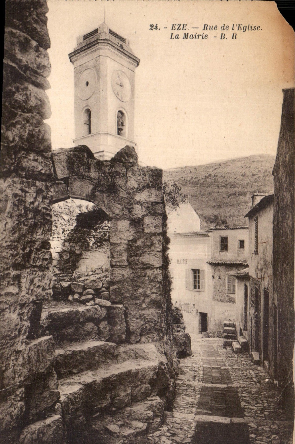 CPA Eze Rue de l'eglise la Mairie 