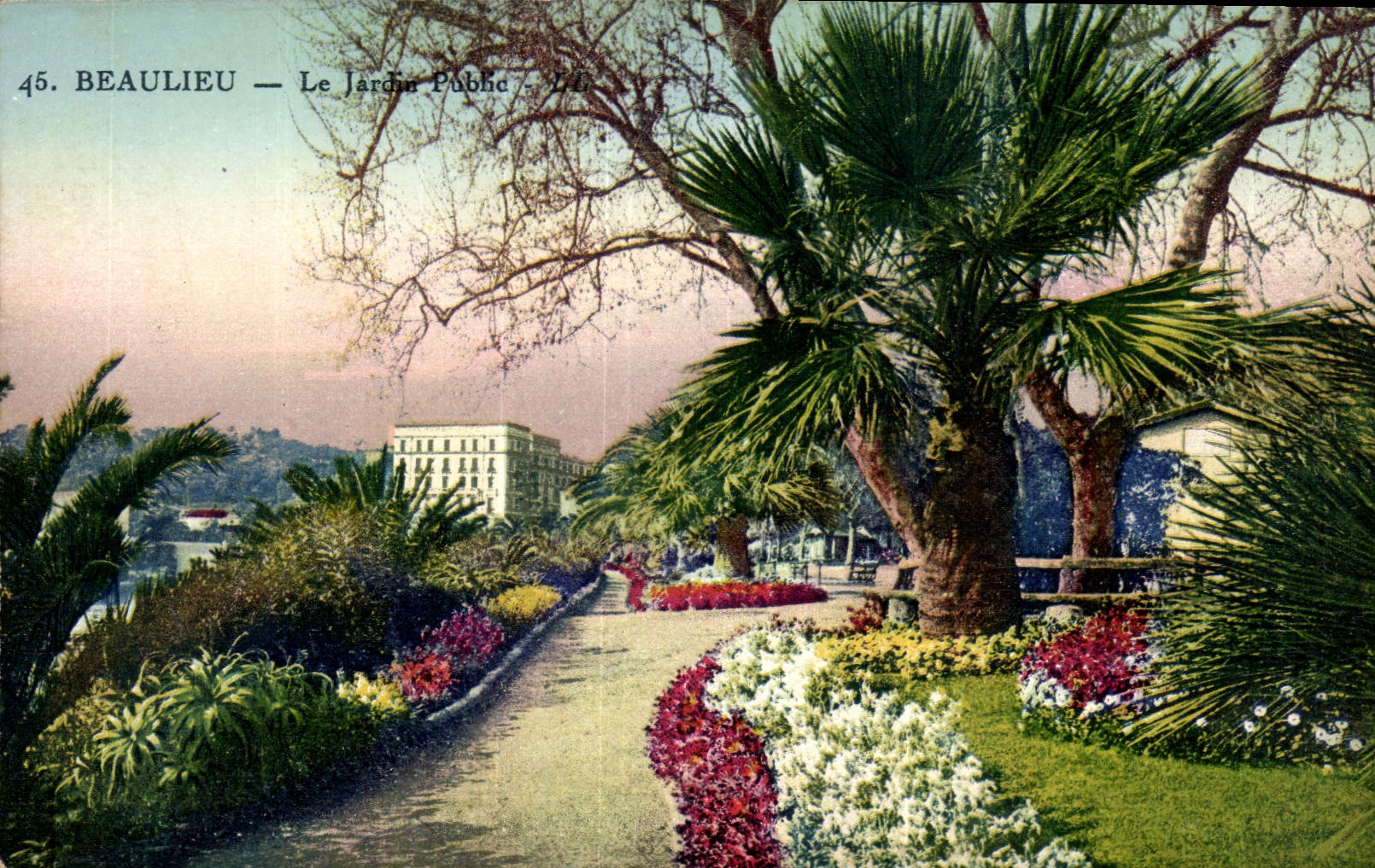 CPA Beaulieu le Jardin Piblic 