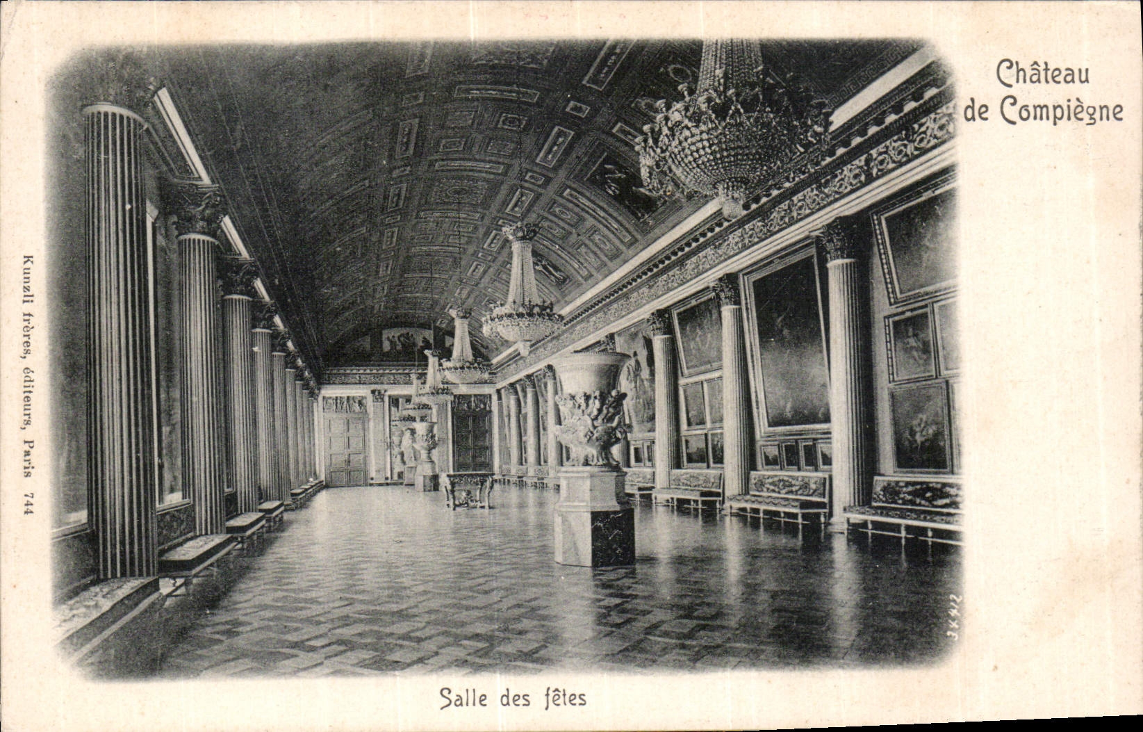 CPA Chateau de Compiegne Salles des fetes
